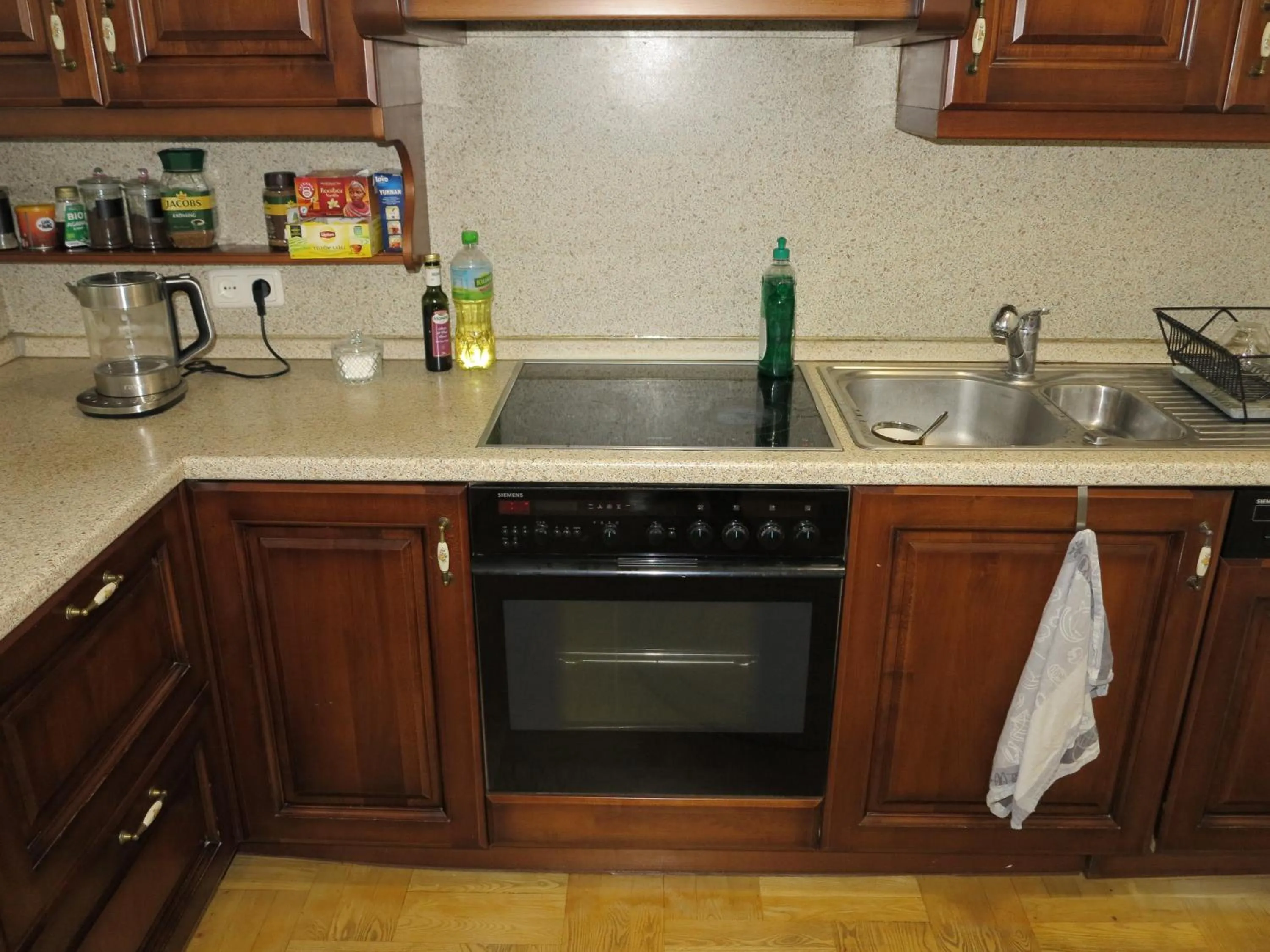 Coffee/tea facilities in AirSpot Balice