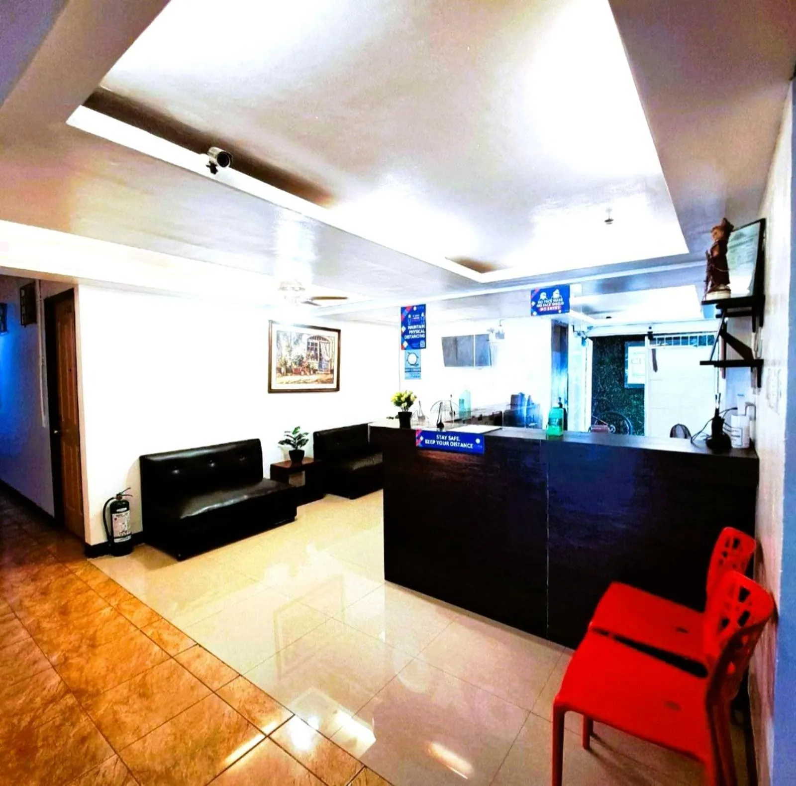 Seating area in Makati Poblacion Hotel