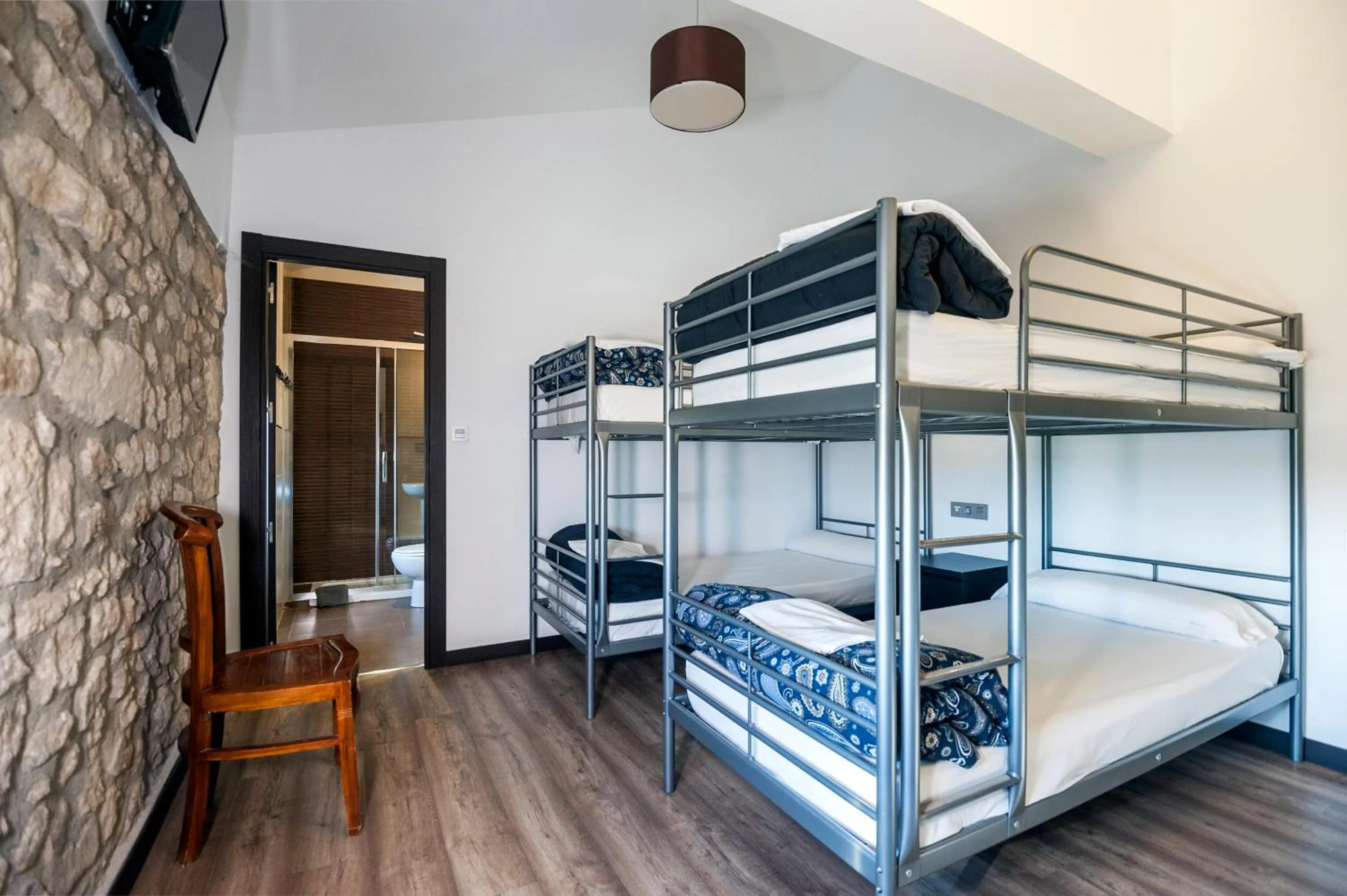 Photo of the whole room, Bed in Albergue turístico "La Fábrica"