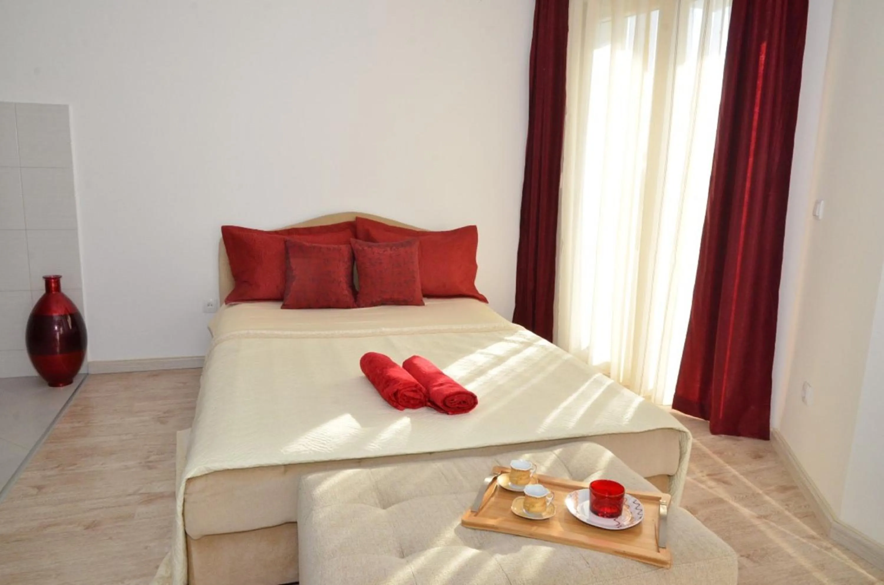 Day, Bed in Apartments Casa Pineta