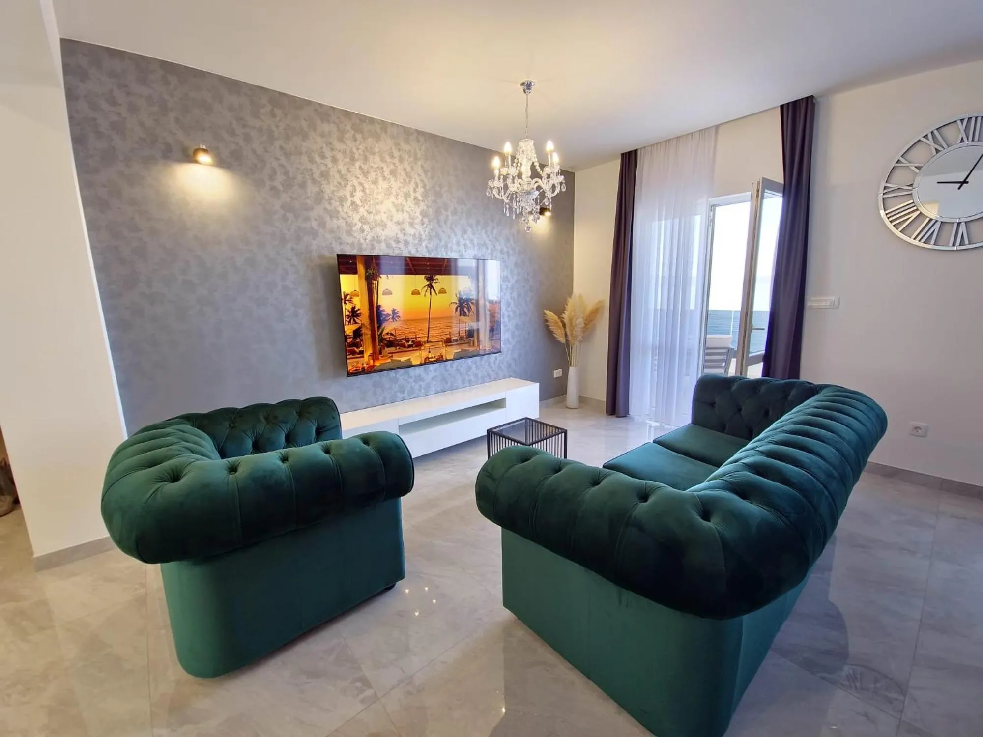 J&D luxury apartment