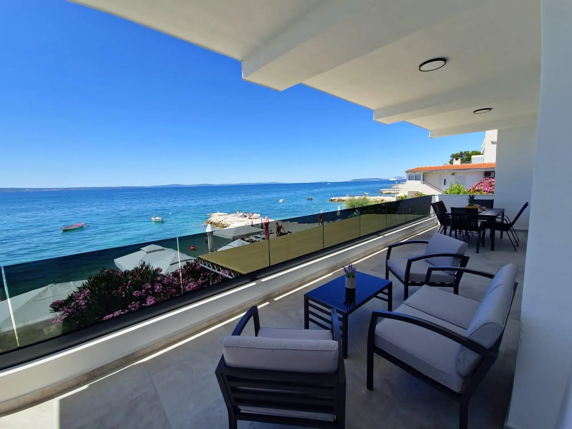 J&D luxury apartment