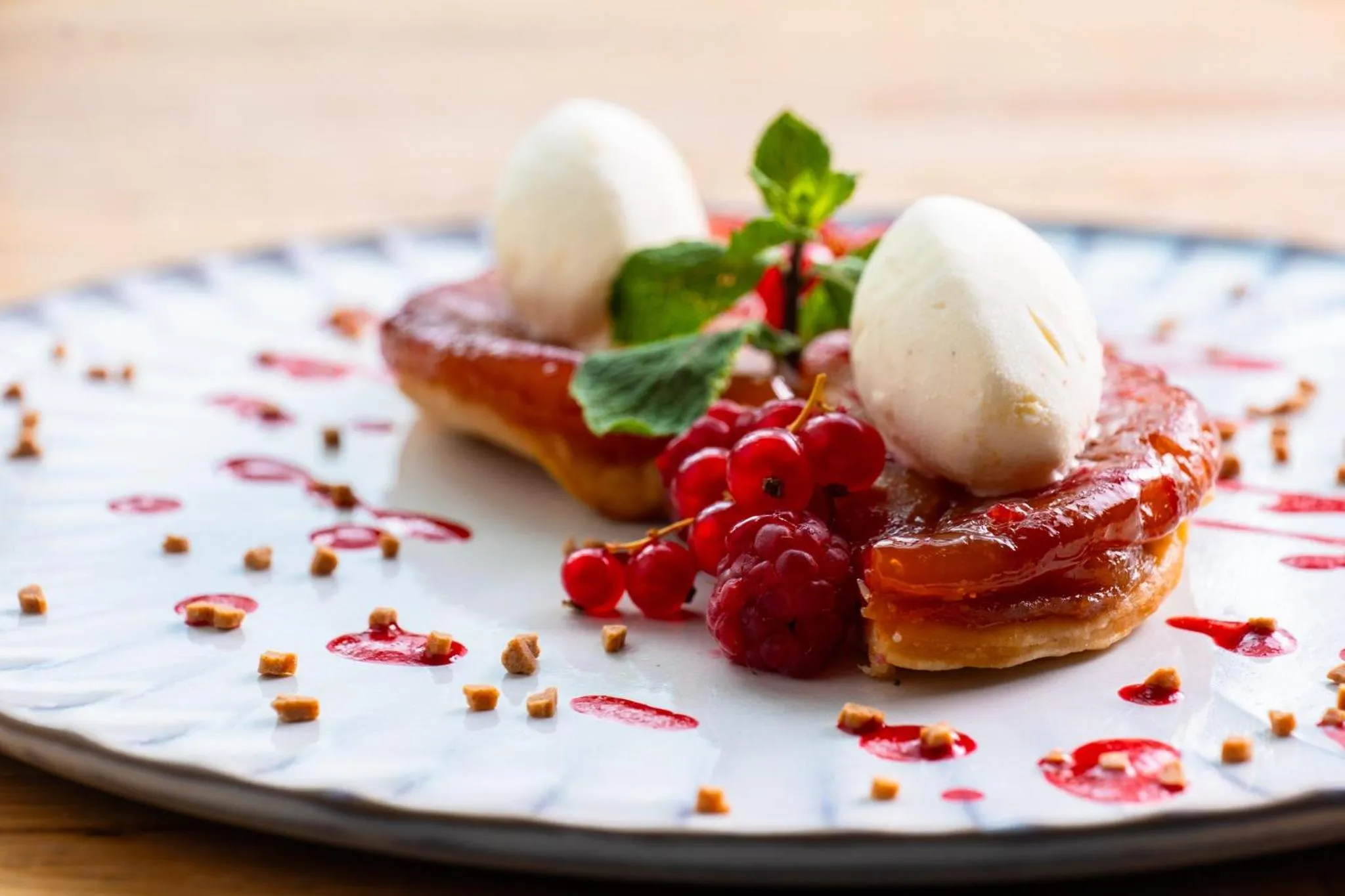 Restaurant/places to eat in voco Brussels City North by IHG