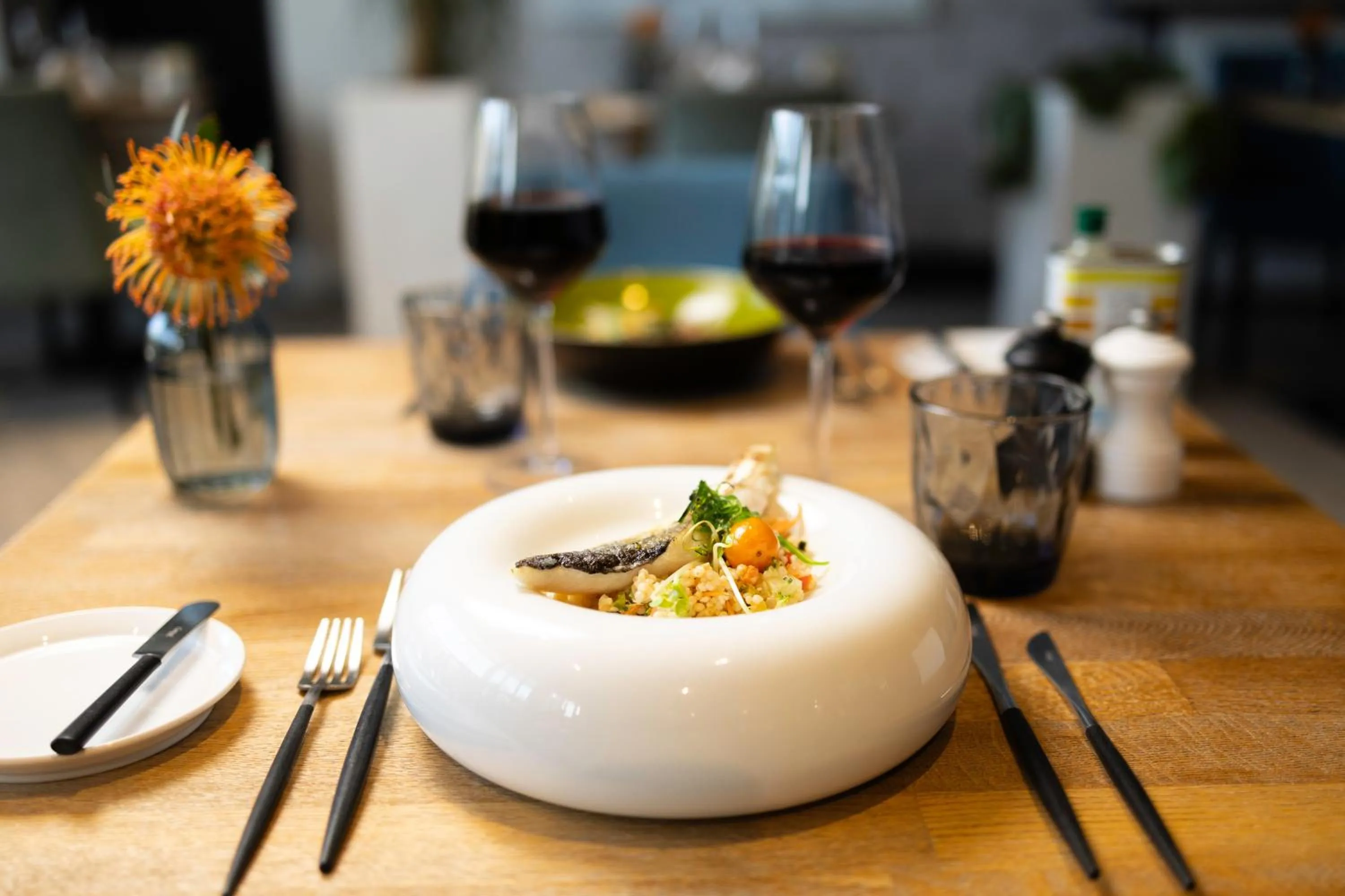 Restaurant/places to eat in voco Brussels City North by IHG