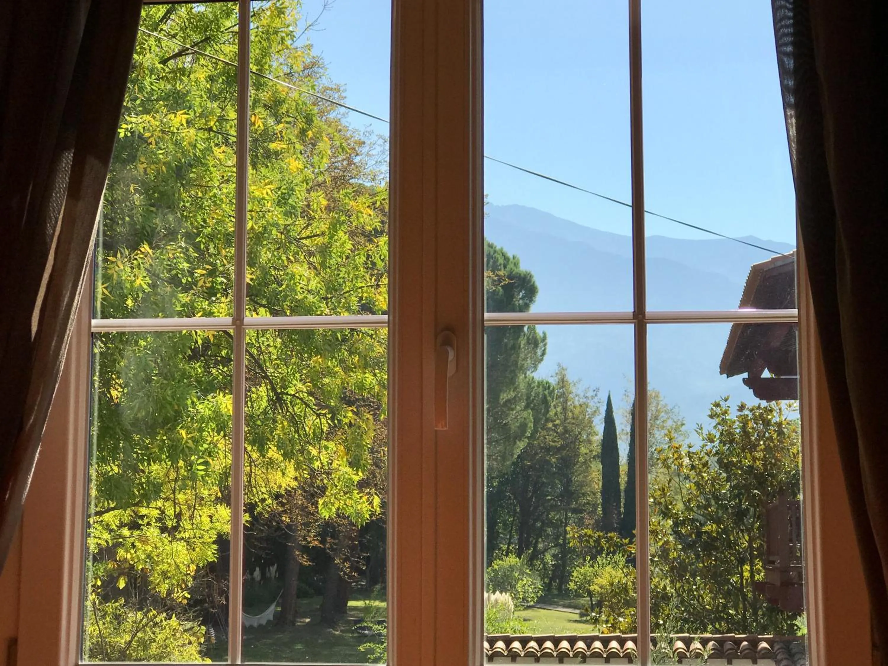 Garden view in La Villa du Parc