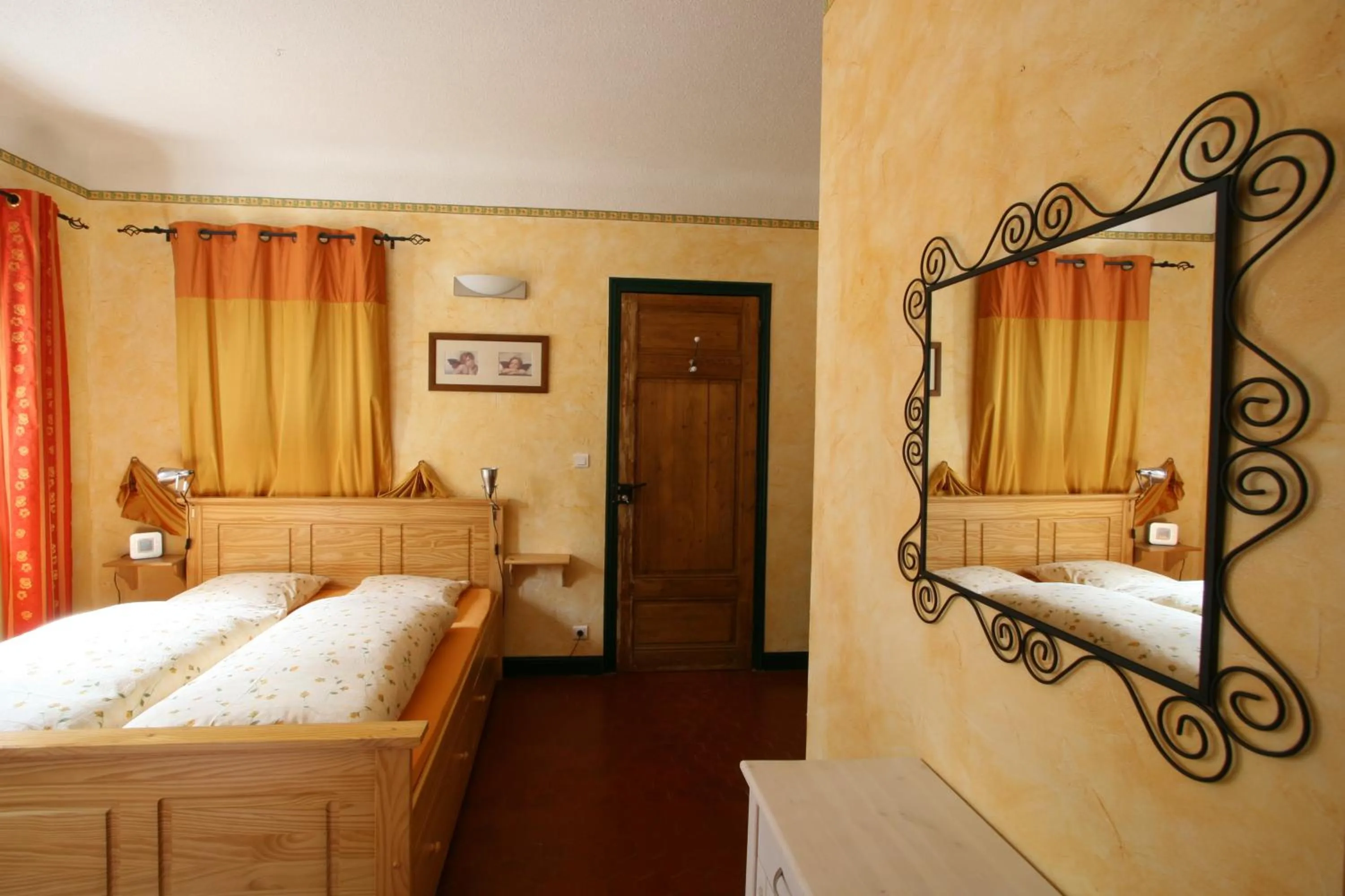 Bedroom, Bed in La Villa du Parc