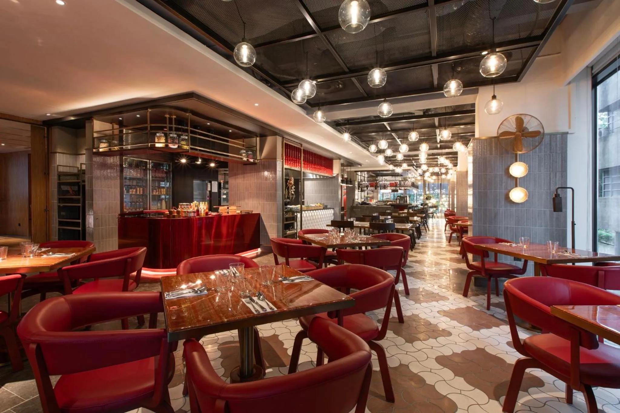 Restaurant/places to eat in Hotel Indigo Kuala Lumpur on the Park by IHG