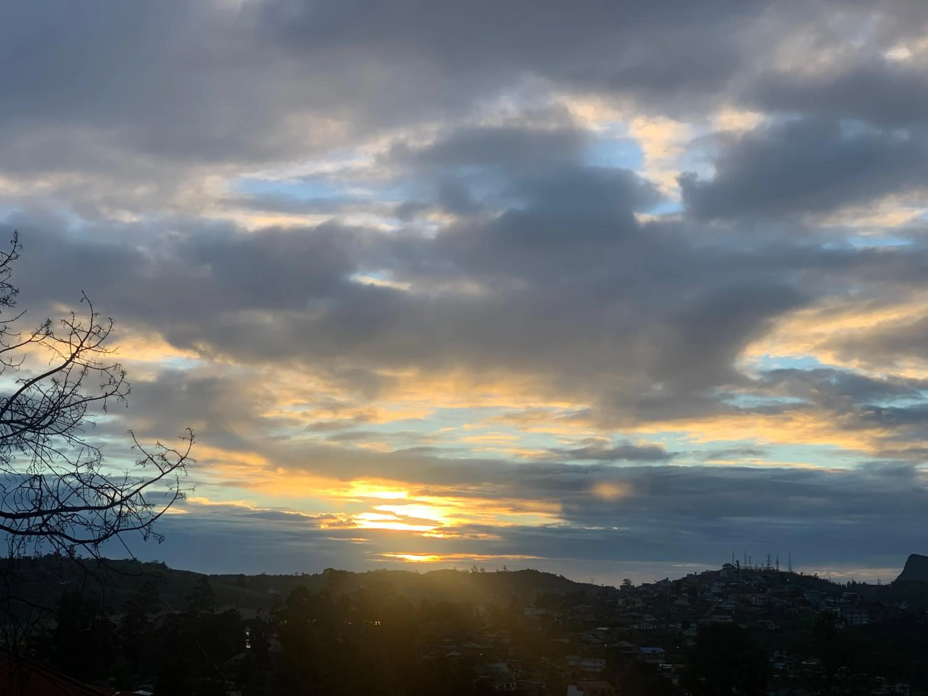 Sunrise in Heaven Seven Nuwara Eliya