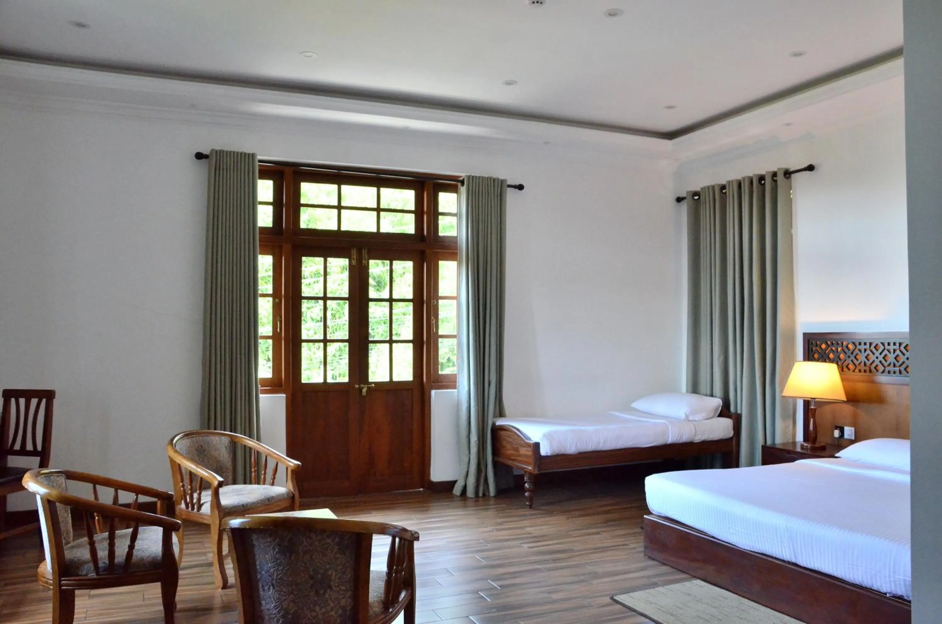 Photo of the whole room, Bed in Heaven Seven Nuwara Eliya