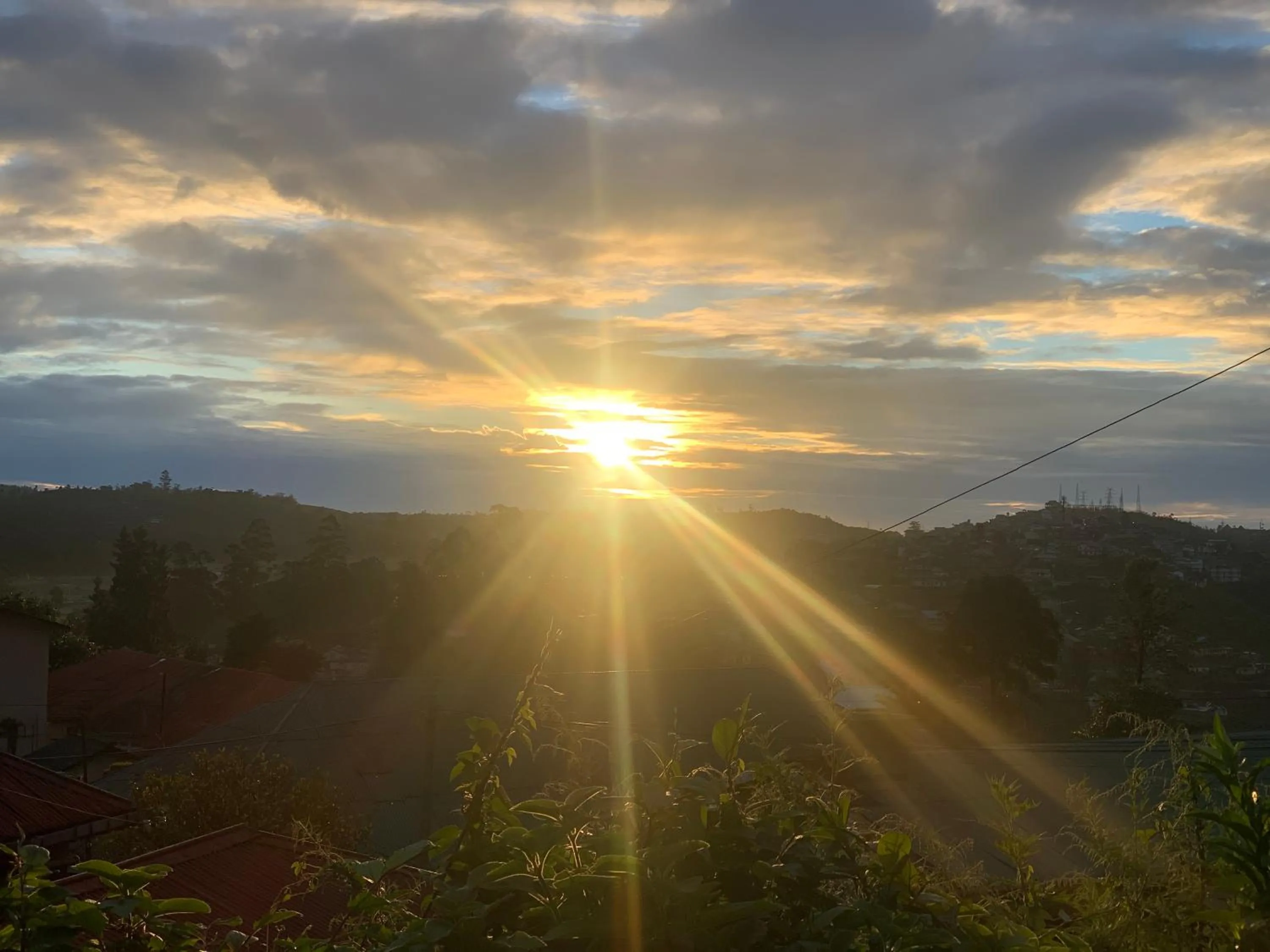 Sunrise in Heaven Seven Nuwara Eliya