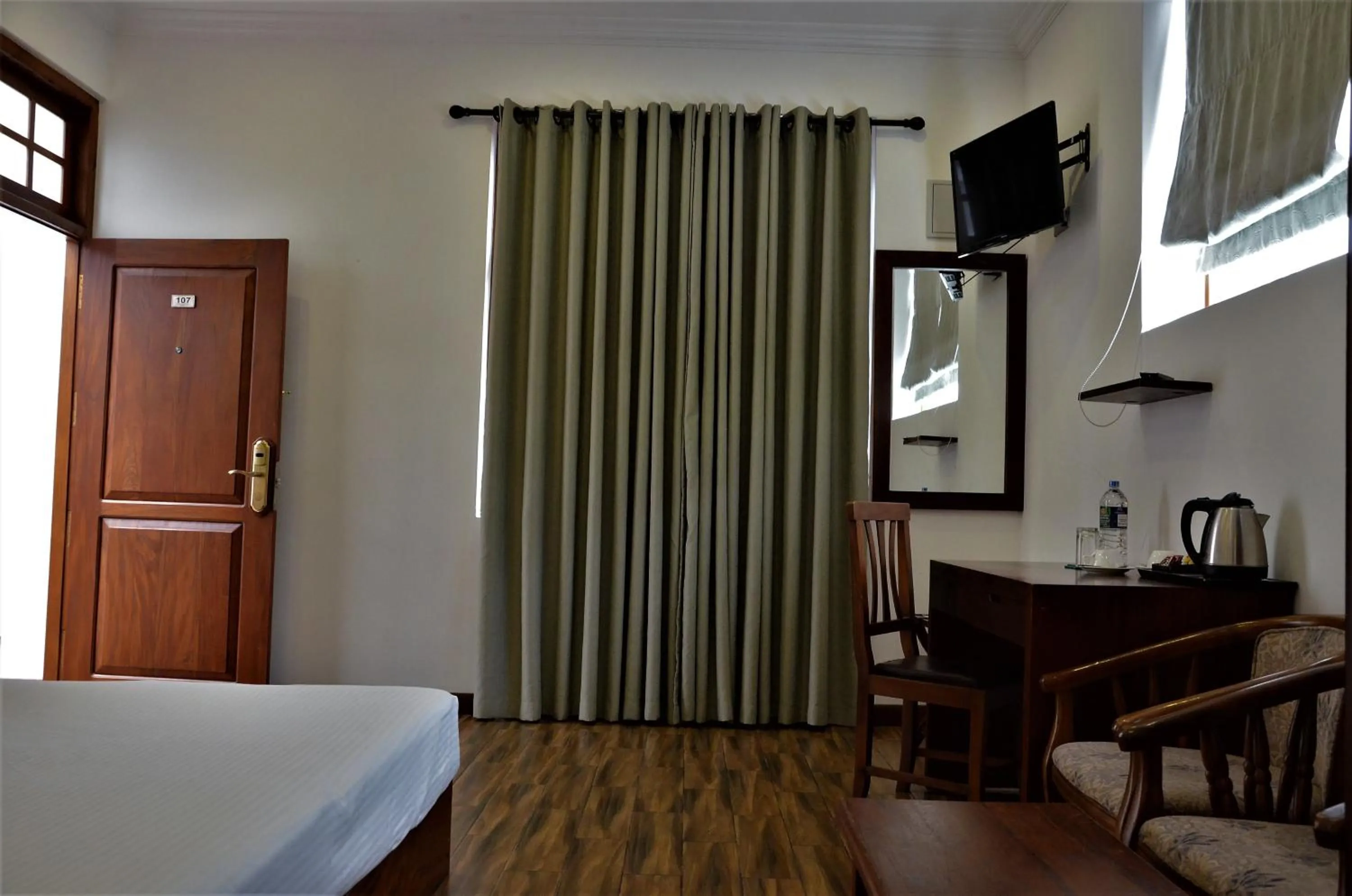 Photo of the whole room, Bed in Heaven Seven Nuwara Eliya