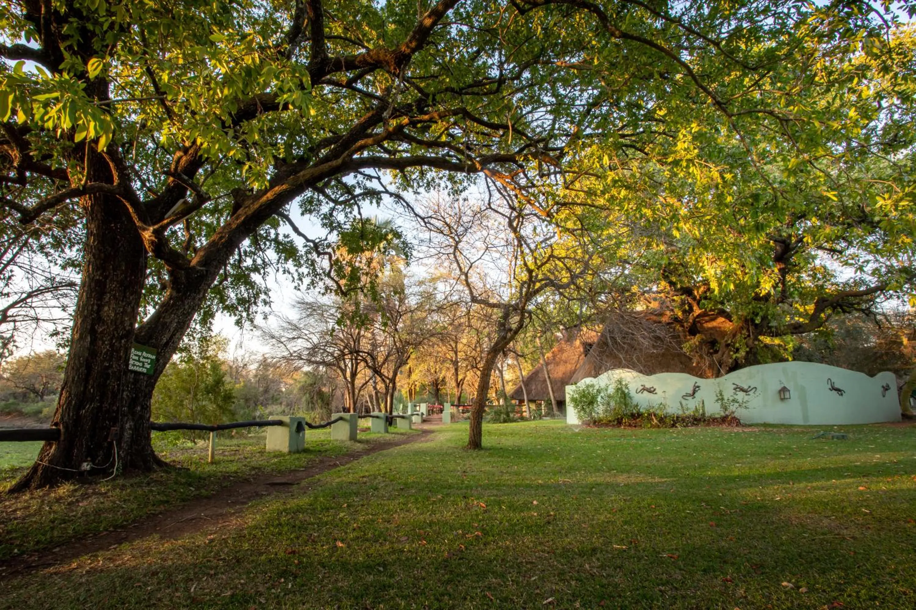 Garden in Maramba River Lodge