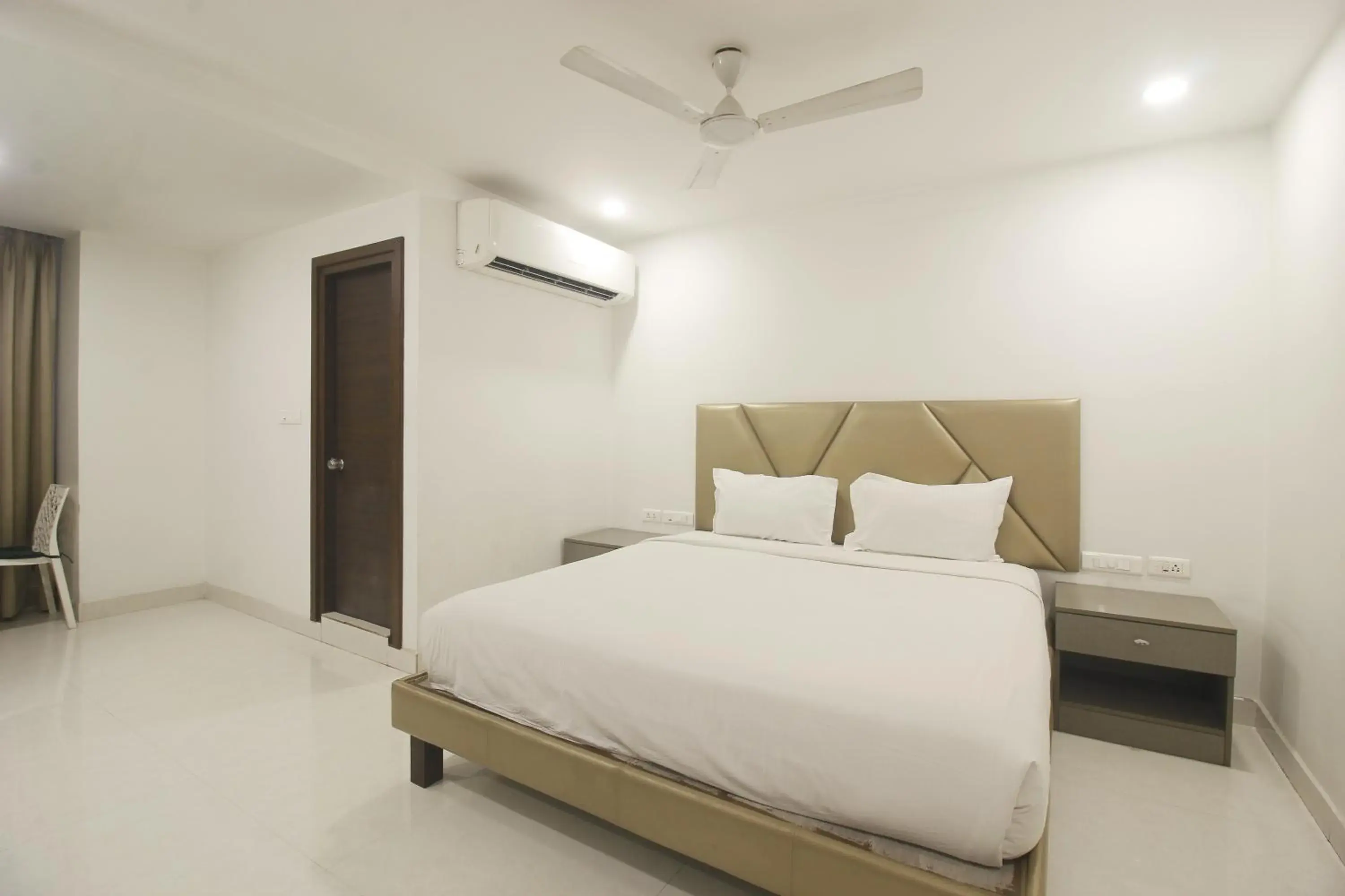 Hotel SSR GRAND Hotel SSR GRAND