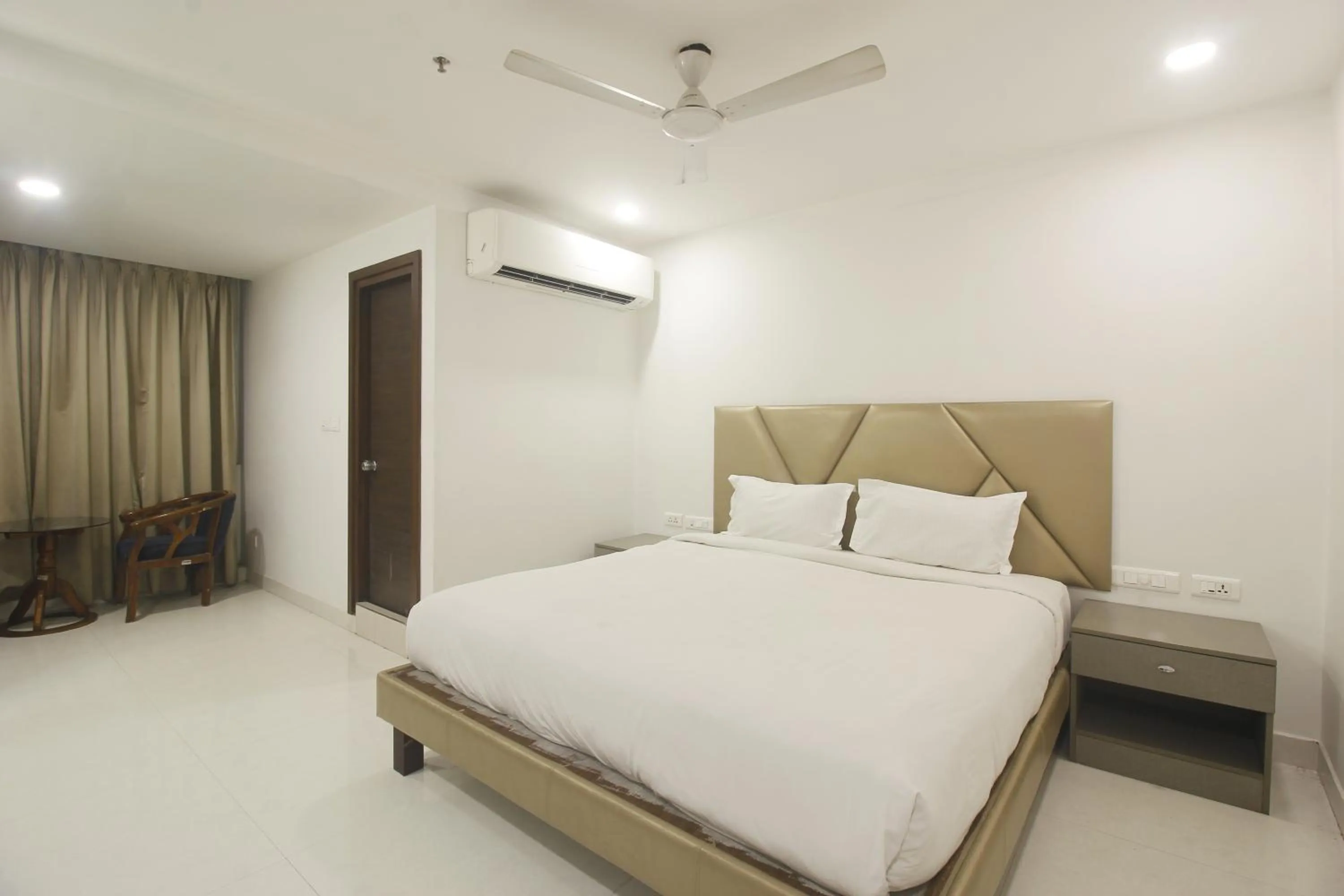 Photo of the whole room, Bed in Hotel SSR GRAND