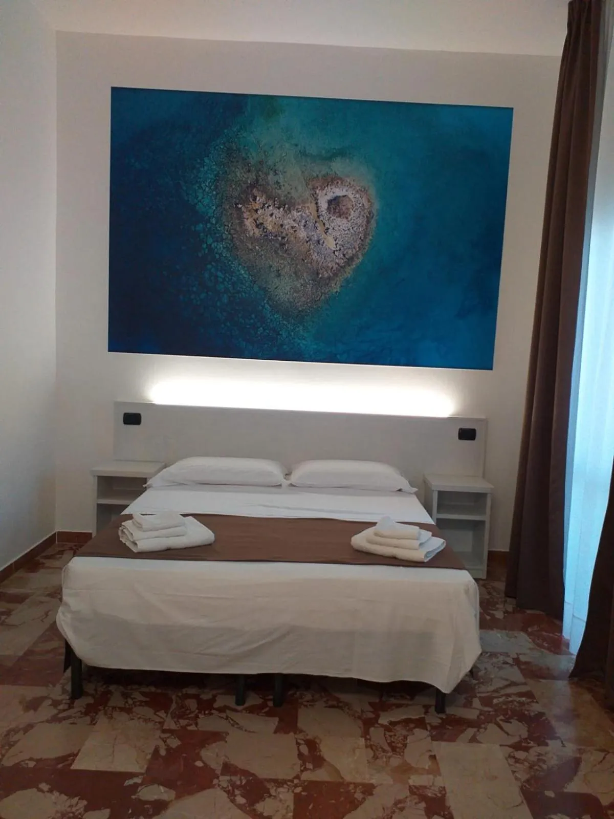 Photo of the whole room, Bed in B&B L'Isola