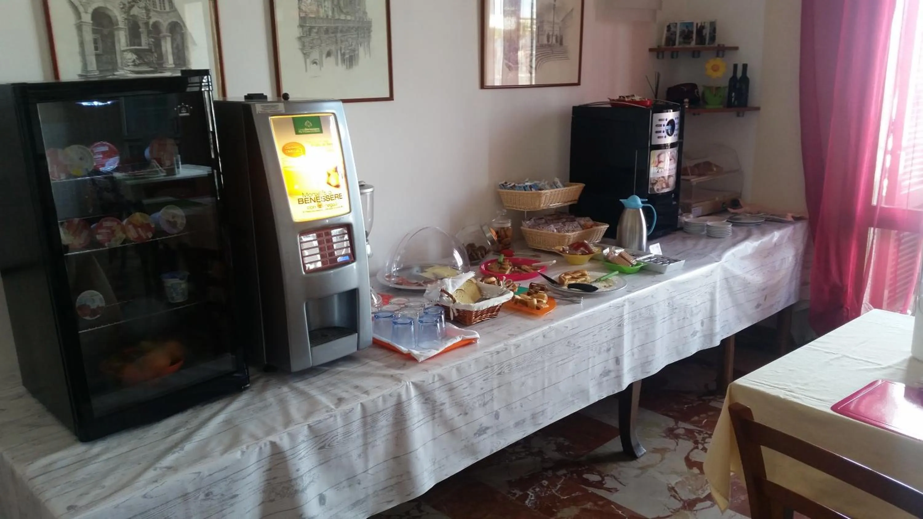 Buffet breakfast in B&B L'Isola