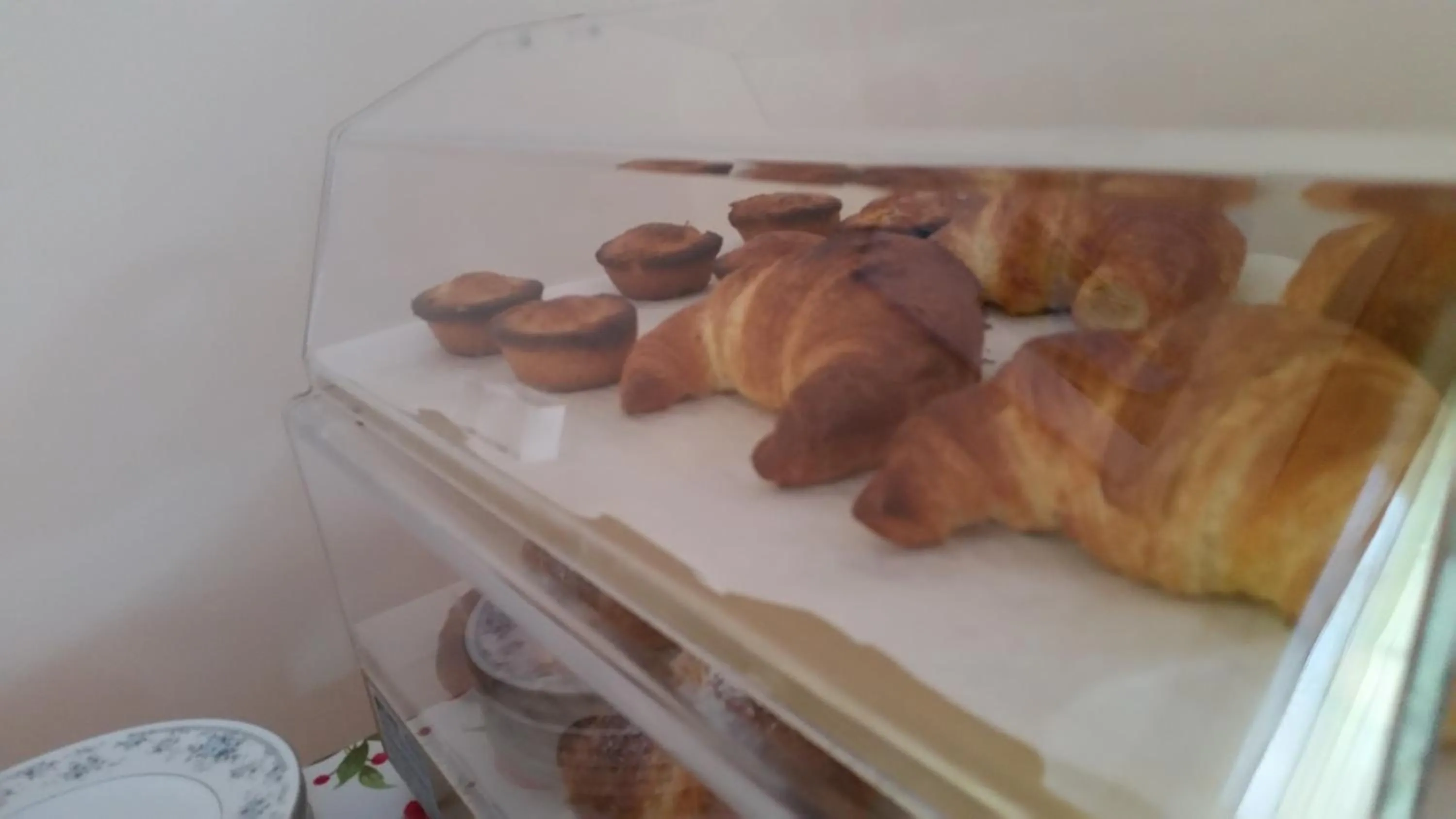 Continental breakfast in B&B L'Isola