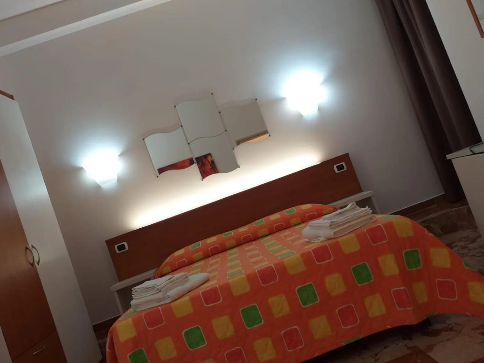 Photo of the whole room, Bed in B&B L'Isola