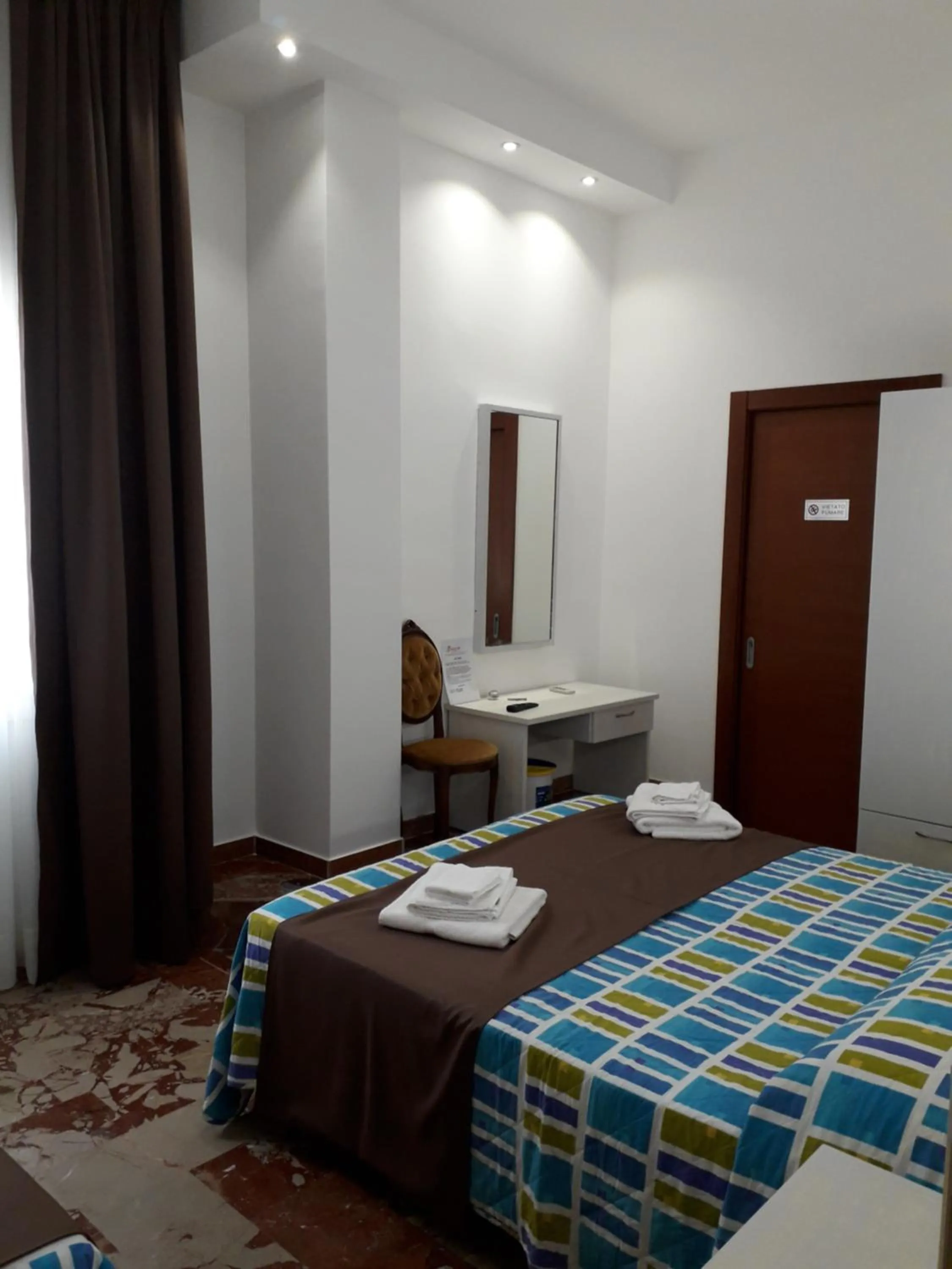 Photo of the whole room, Bed in B&B L'Isola