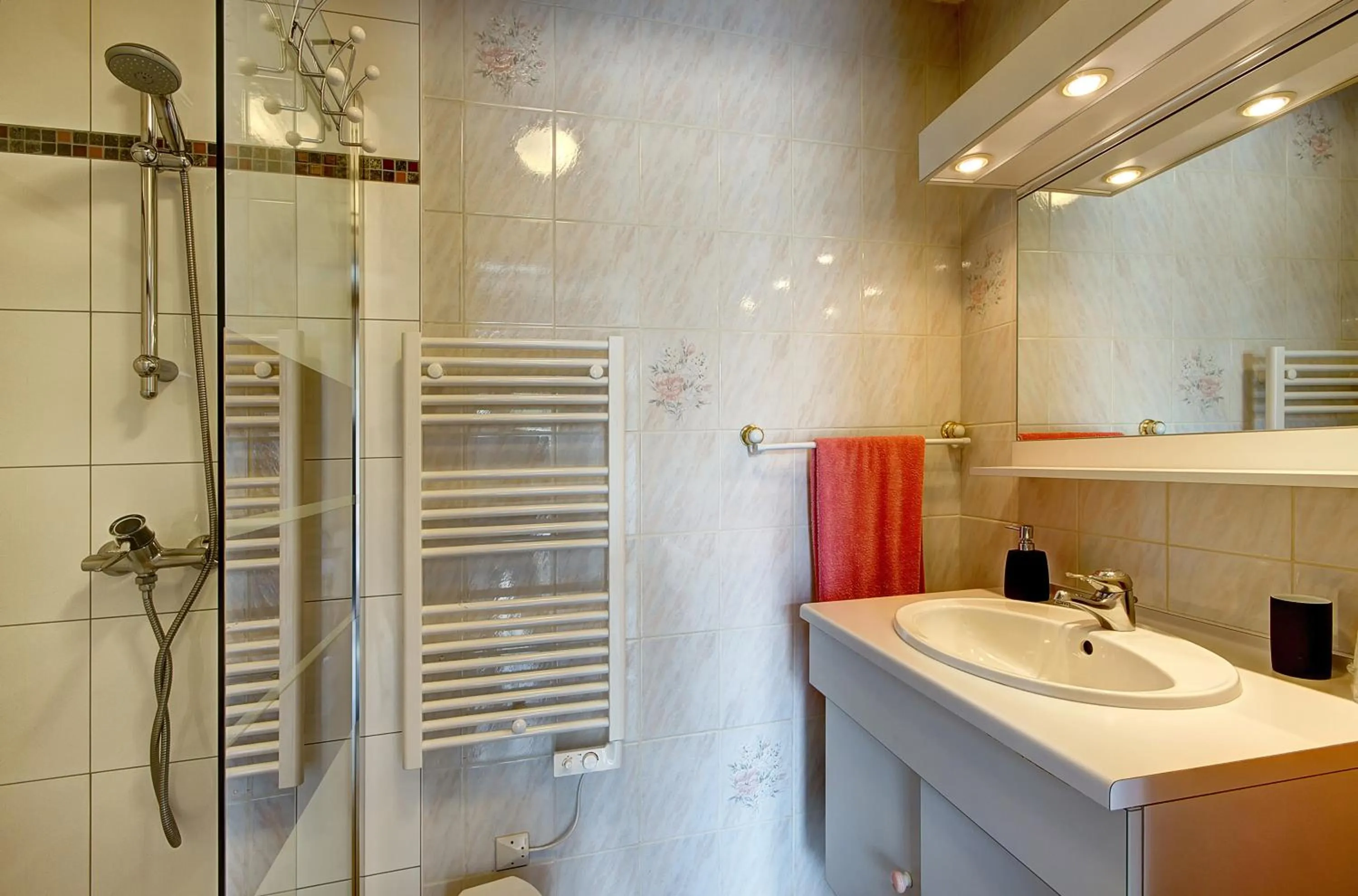 Shower in A la Ferme de Kervihern