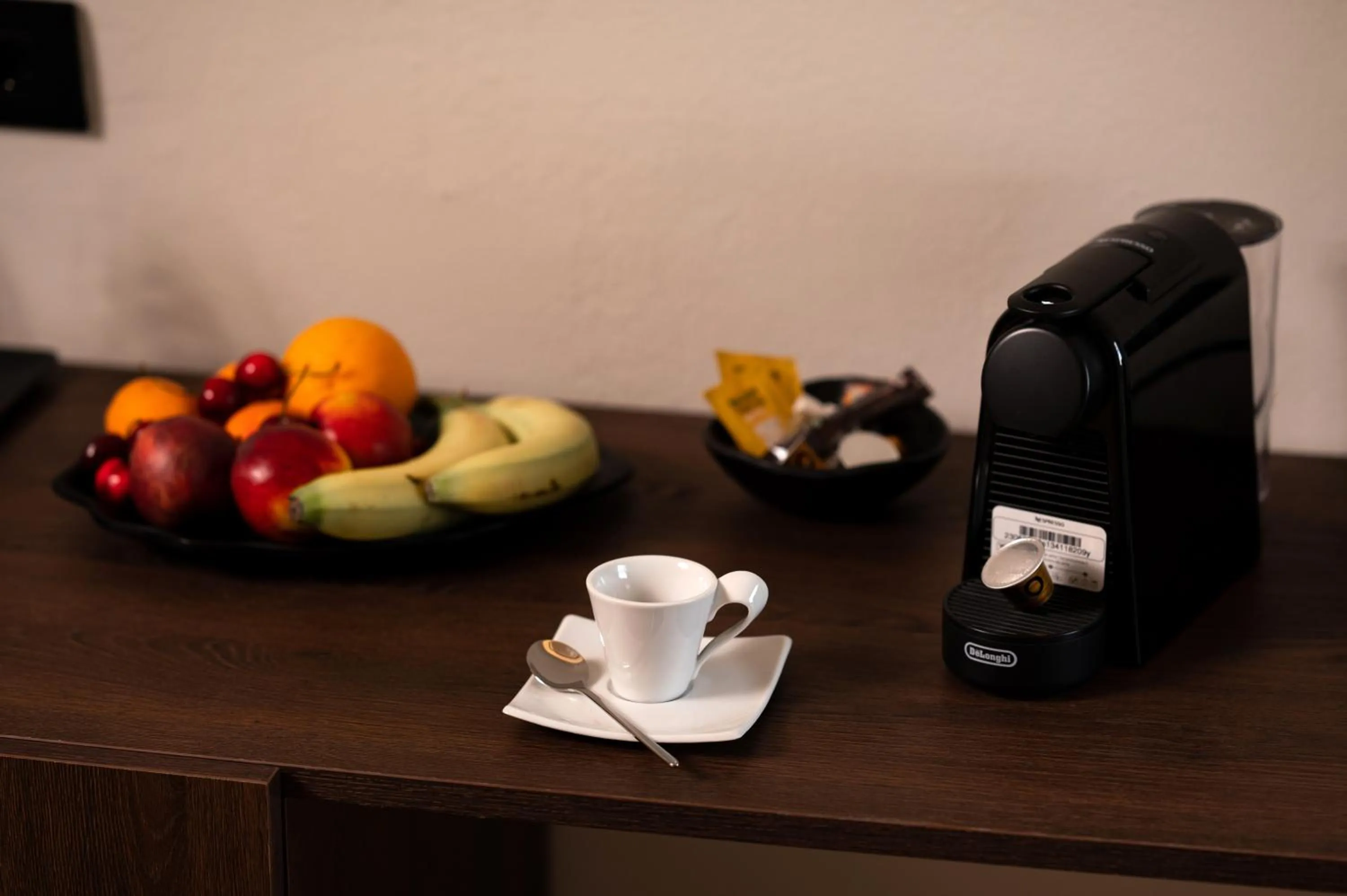 Coffee/tea facilities in Twenty One Suites