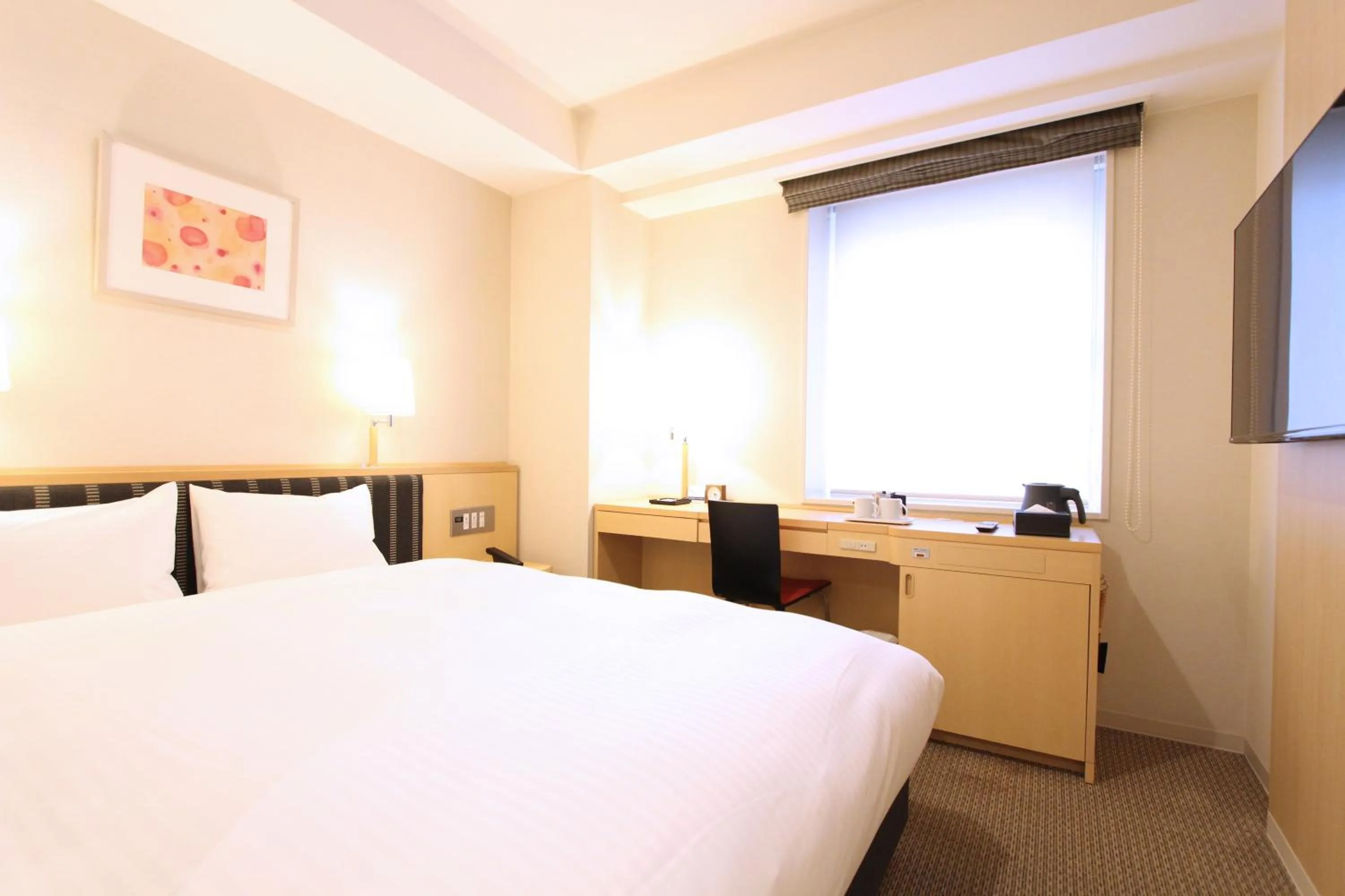 Photo of the whole room, Bed in KOKO HOTEL Sendai Station West