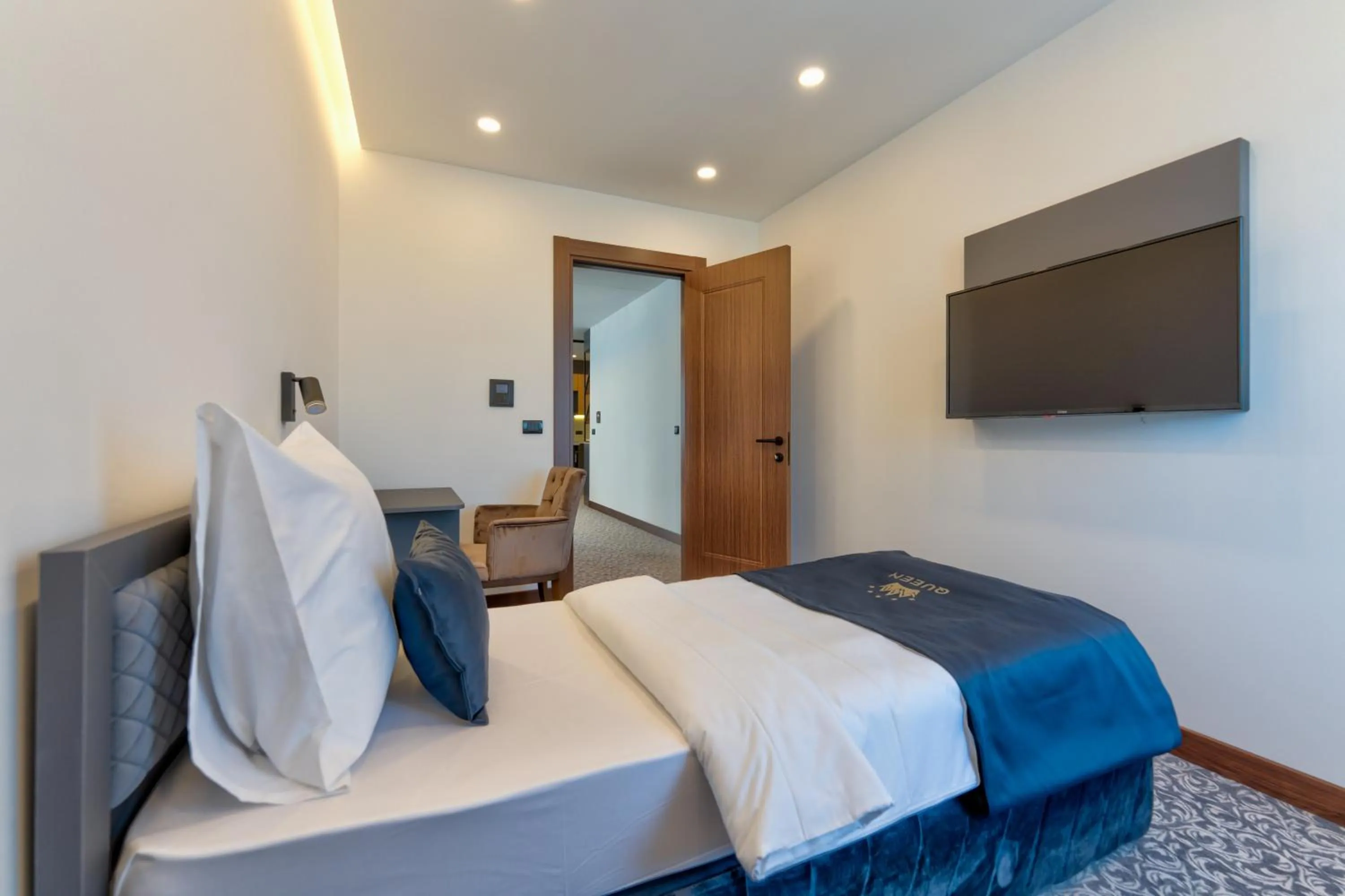 Bed in Queen of Zlatibor