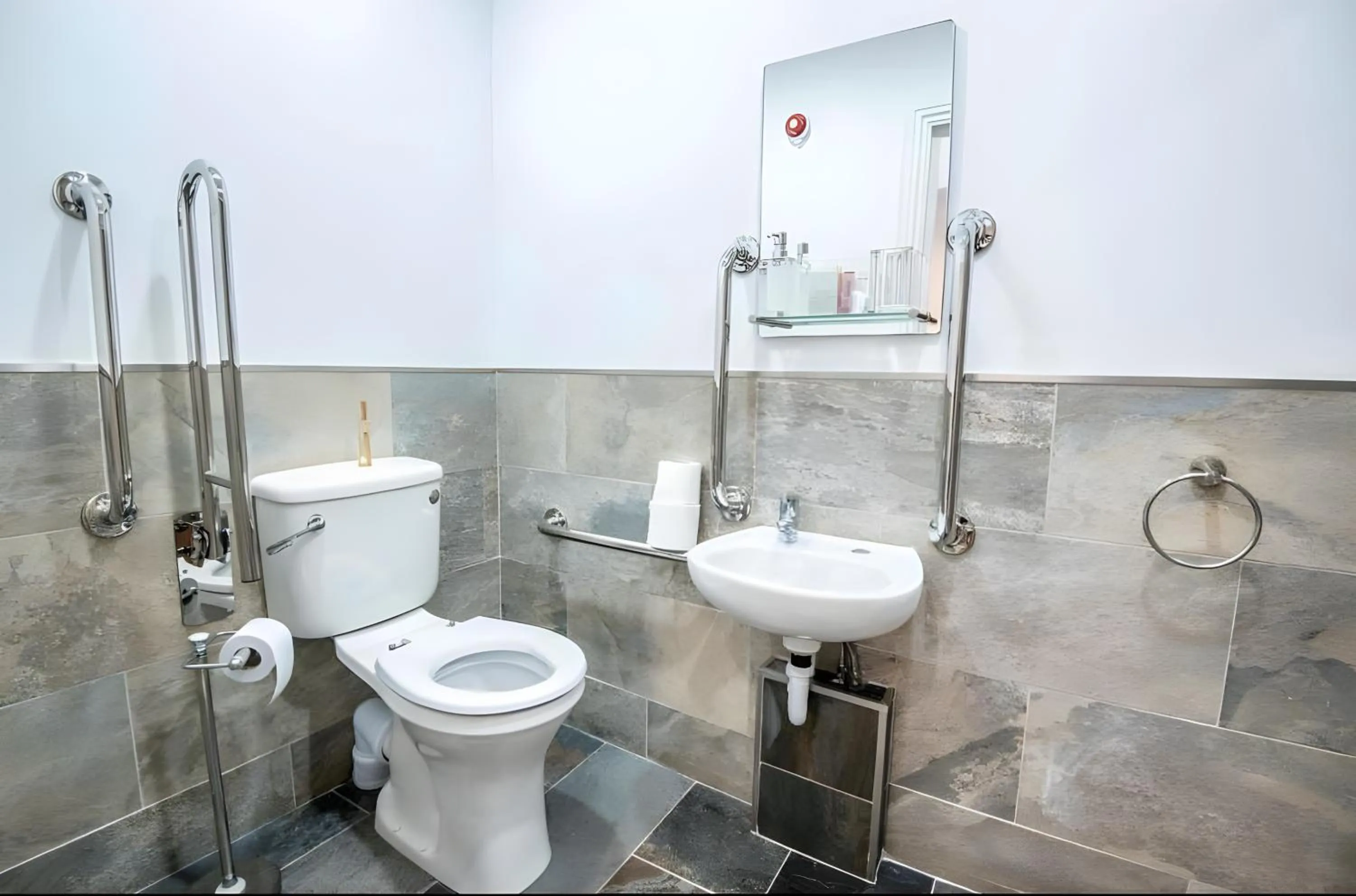 Toilet in The George Wright Boutique Hotel, Bar & Restaurant