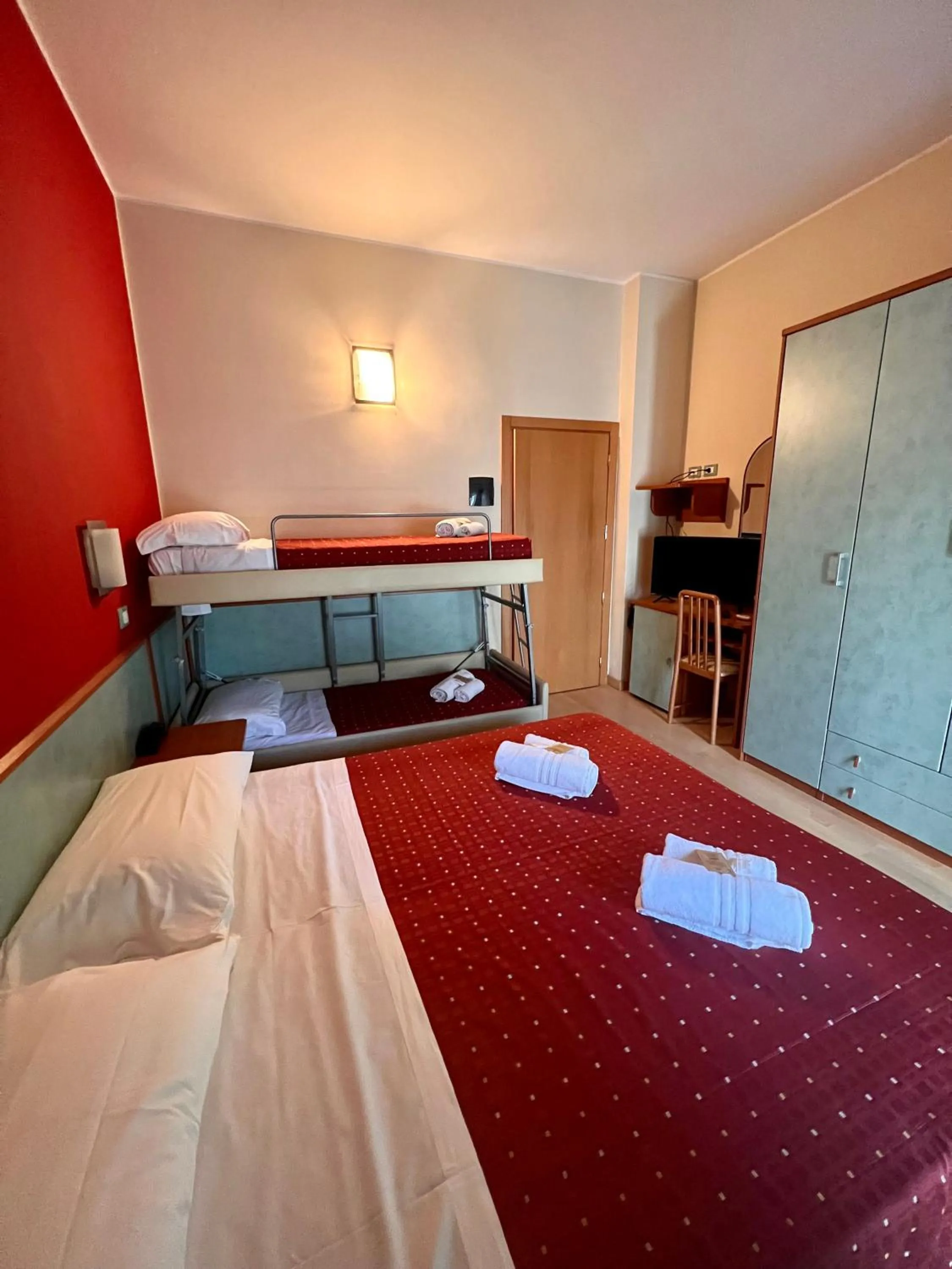 Bed in Hotel Villa Tina