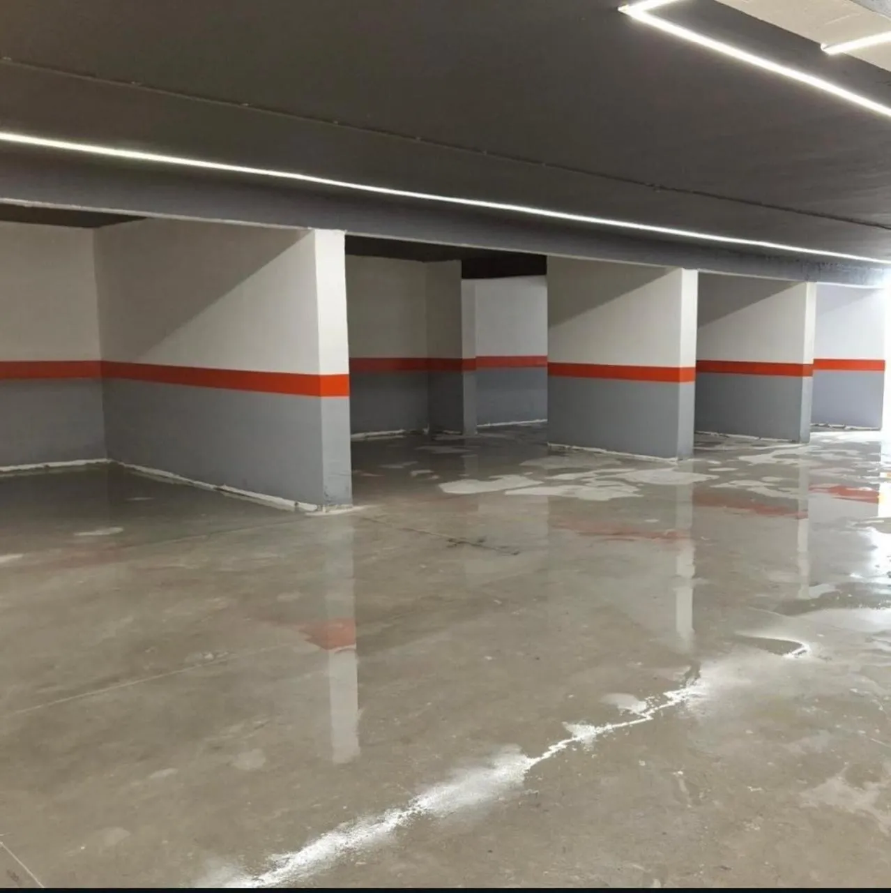Parking in Rooftop Apartments & Rooms