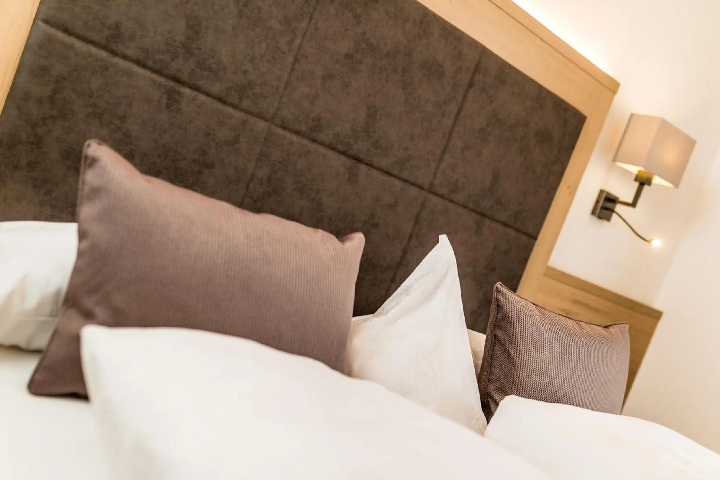 Photo of the whole room, Bed in Garni Hotel Am Meilenstein