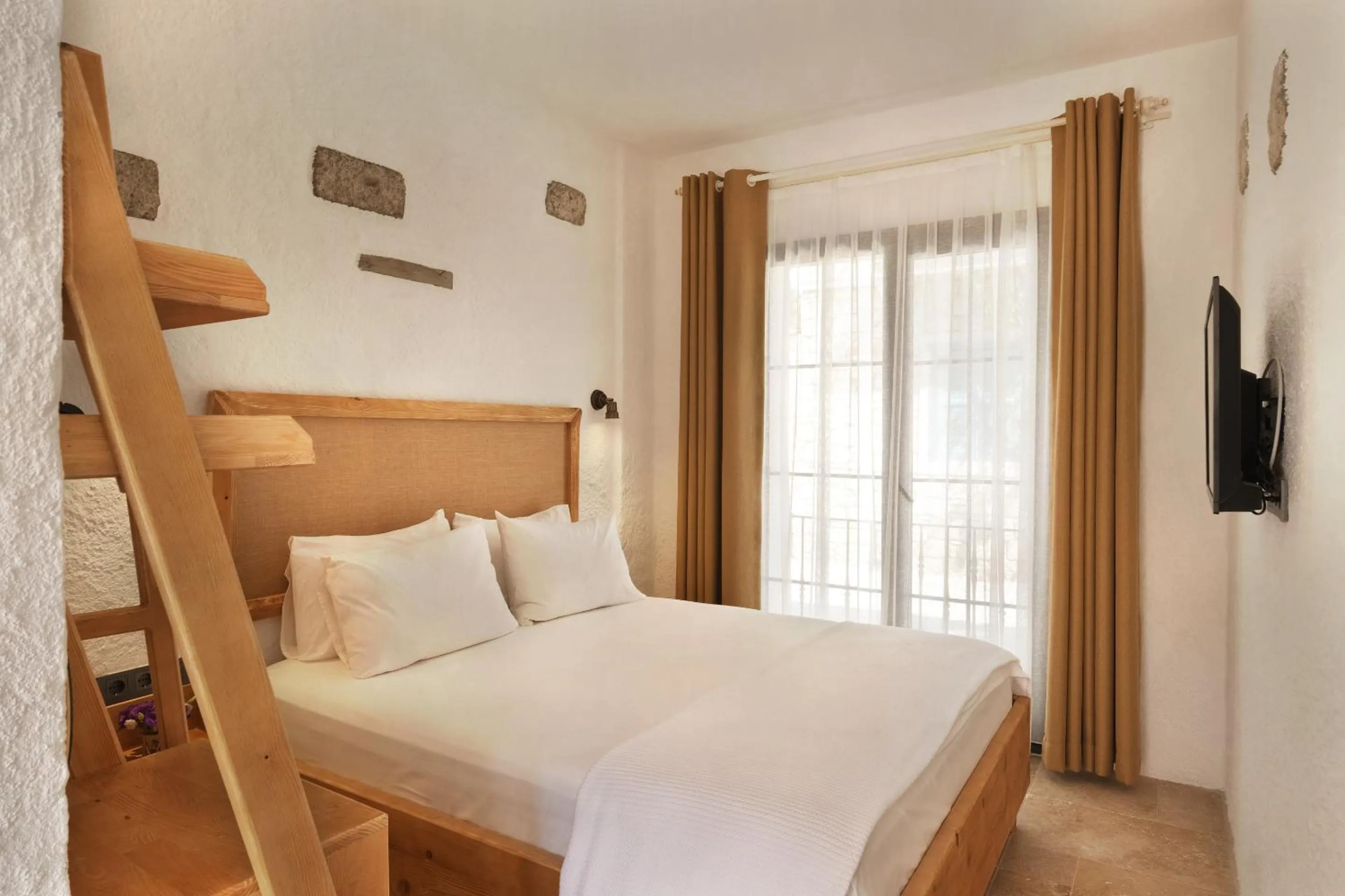 Bed in Armel Alaçatı Konaklama