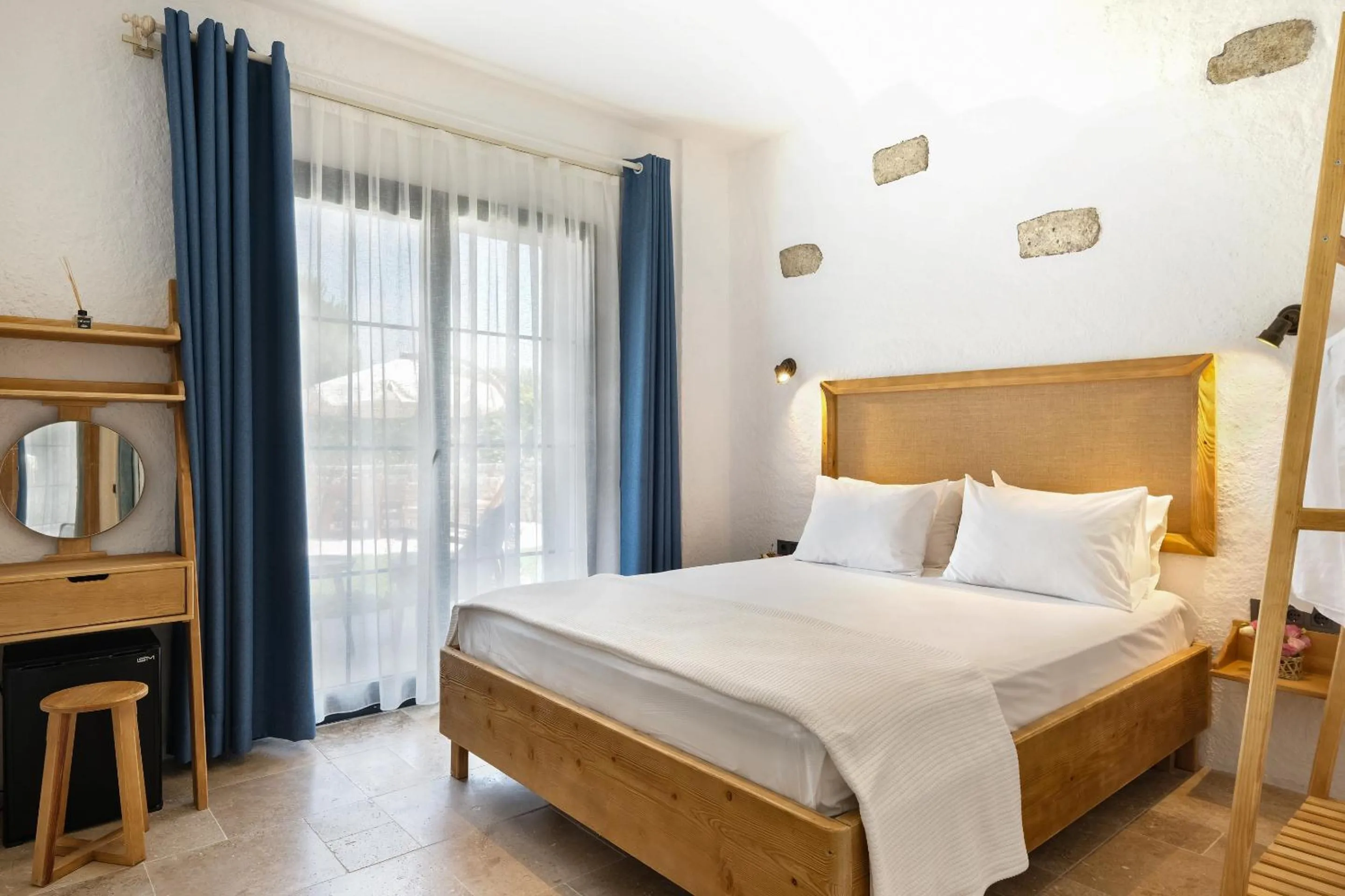 Photo of the whole room, Bed in Armel Alaçatı Konaklama