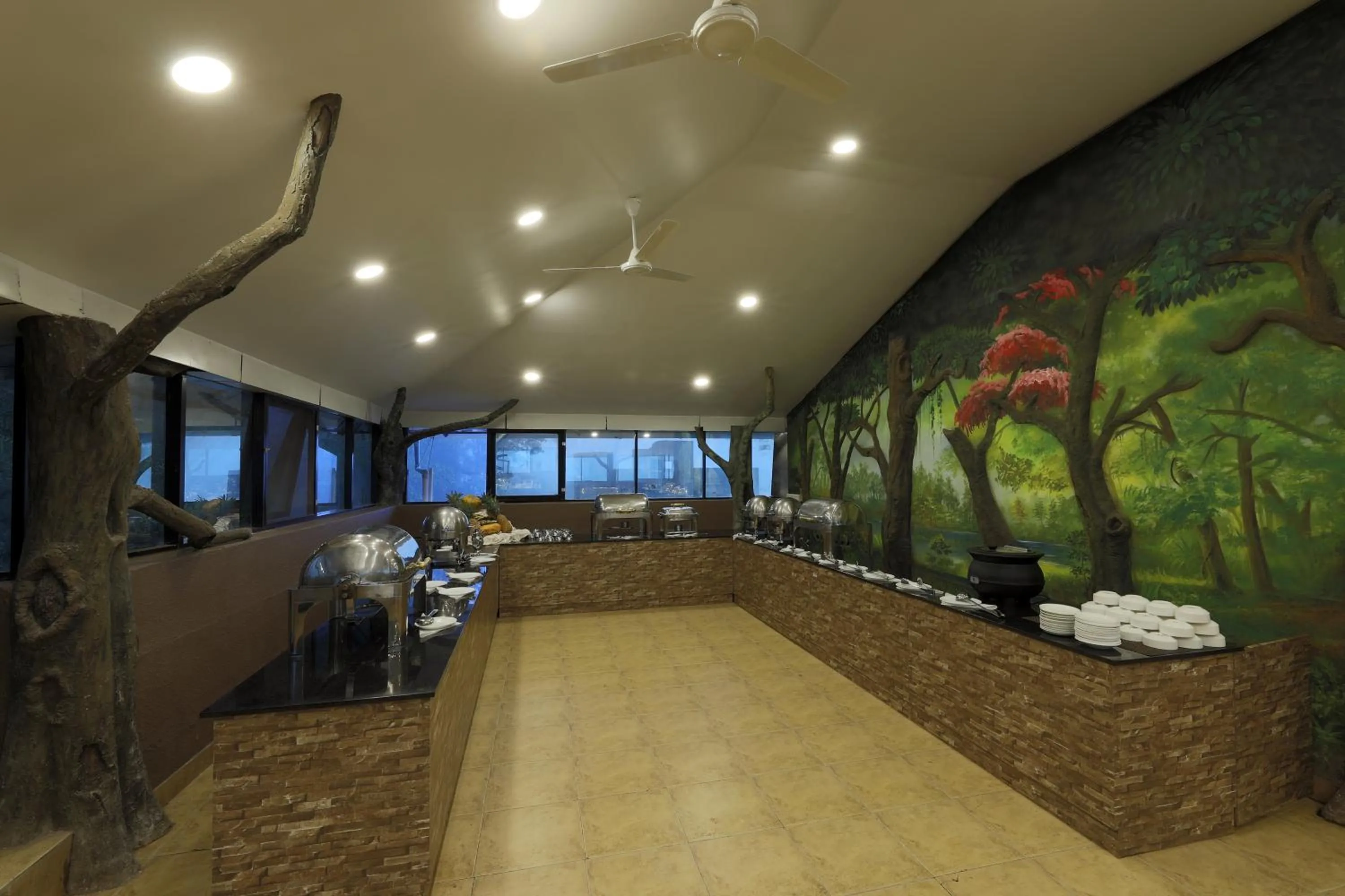 Restaurant/places to eat in Tea Castle Munnar