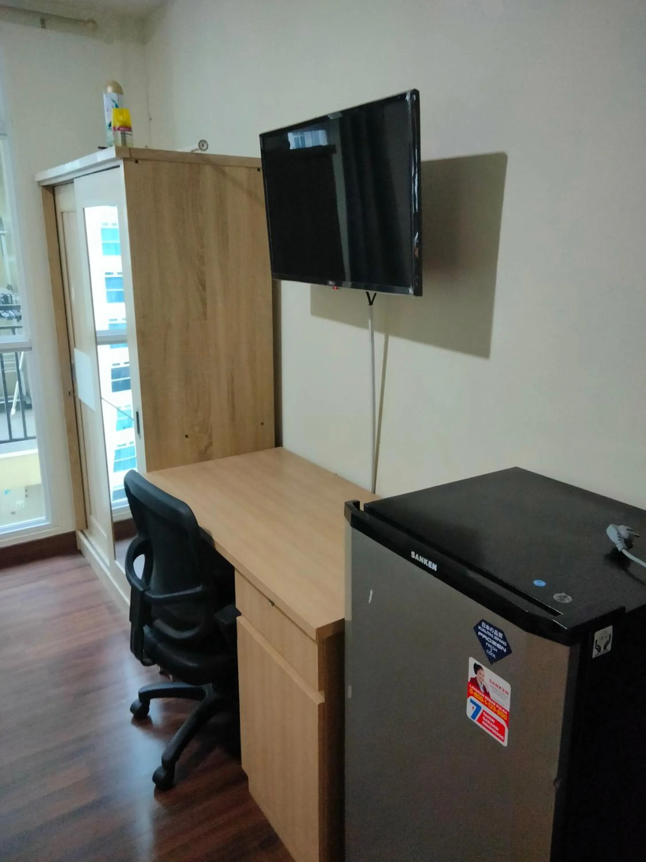 Puri Orchard Apartment