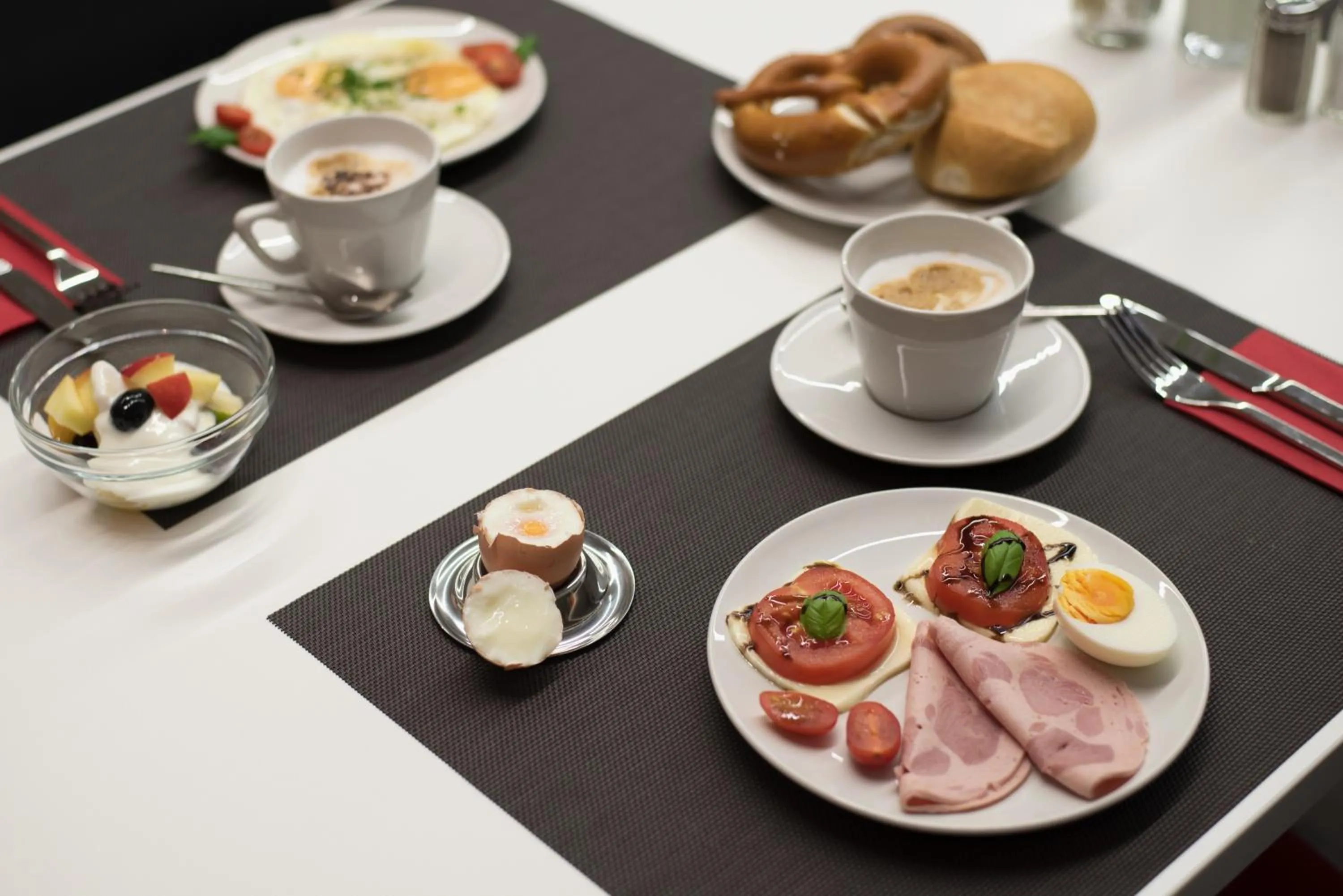 Food and drinks in Best Motel