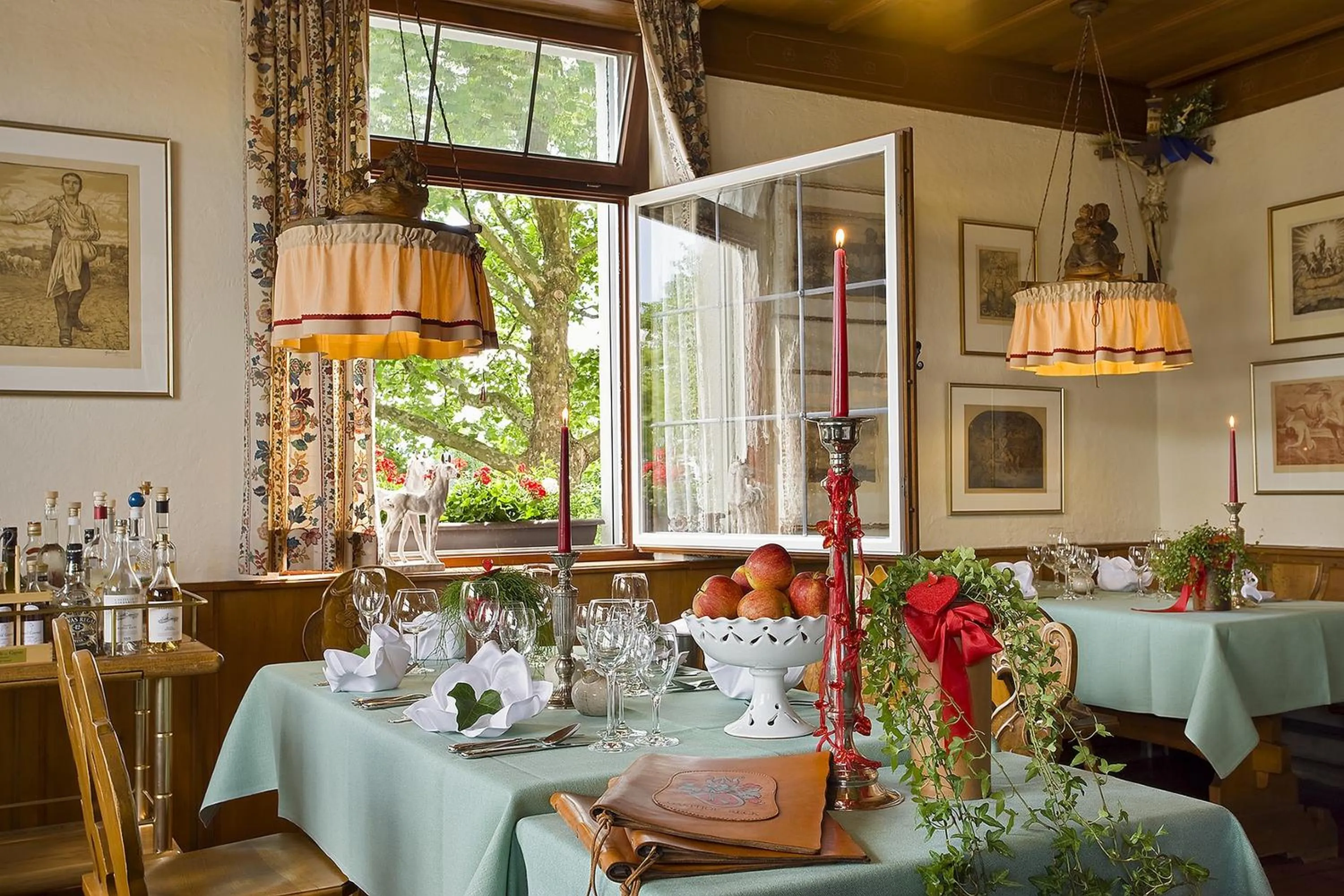 Restaurant/places to eat in Reck's Hotel-Restaurant