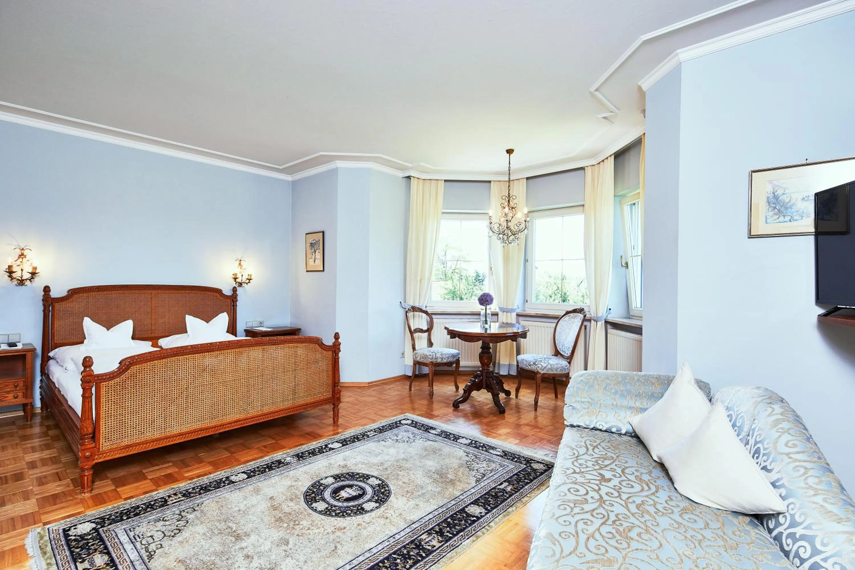 Photo of the whole room, Bed in Reck's Hotel-Restaurant