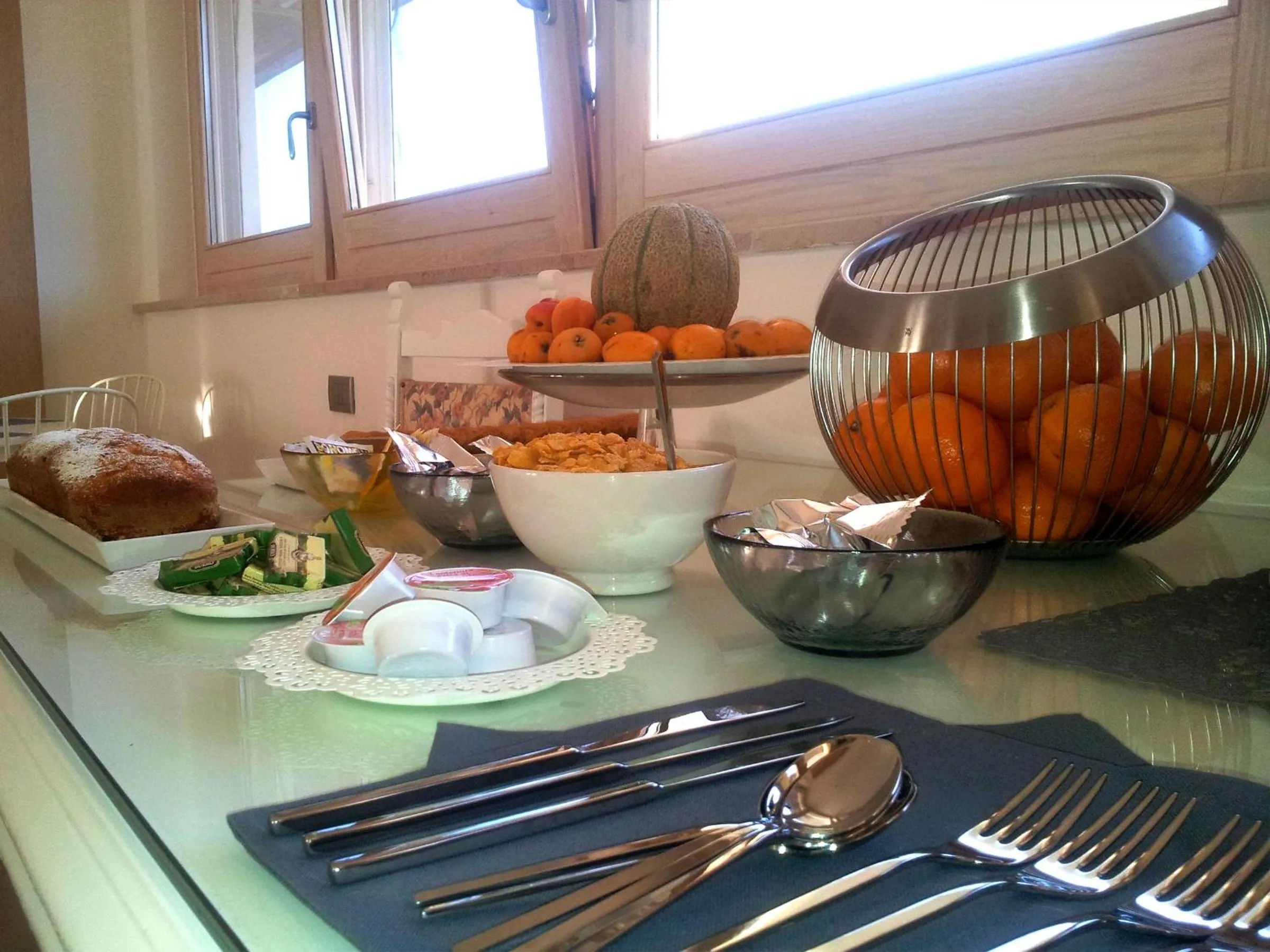 Restaurant/places to eat in Alfieri Cottage