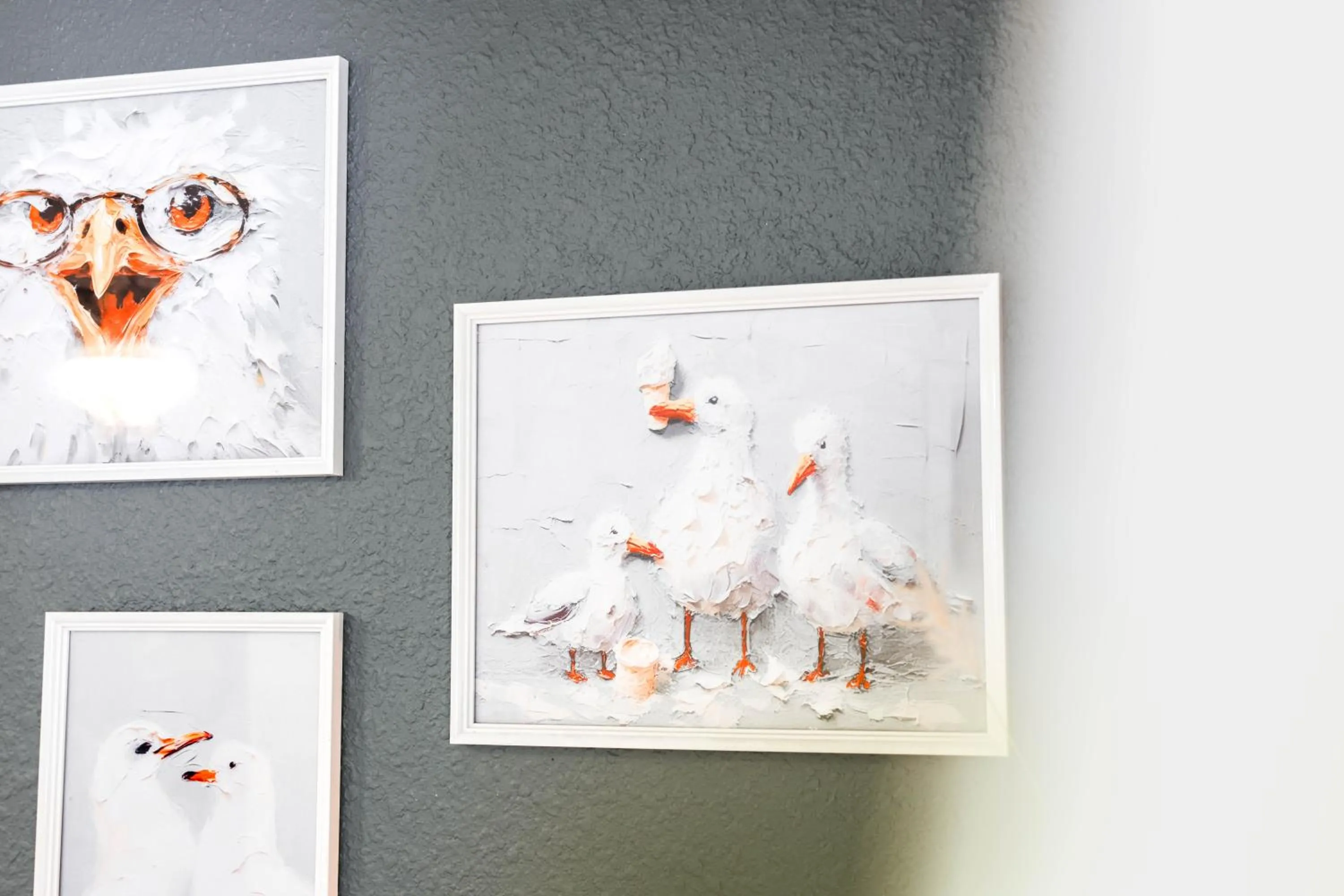 Decorative detail in T3- un Oasis rénové et climatisé au centre de LGM