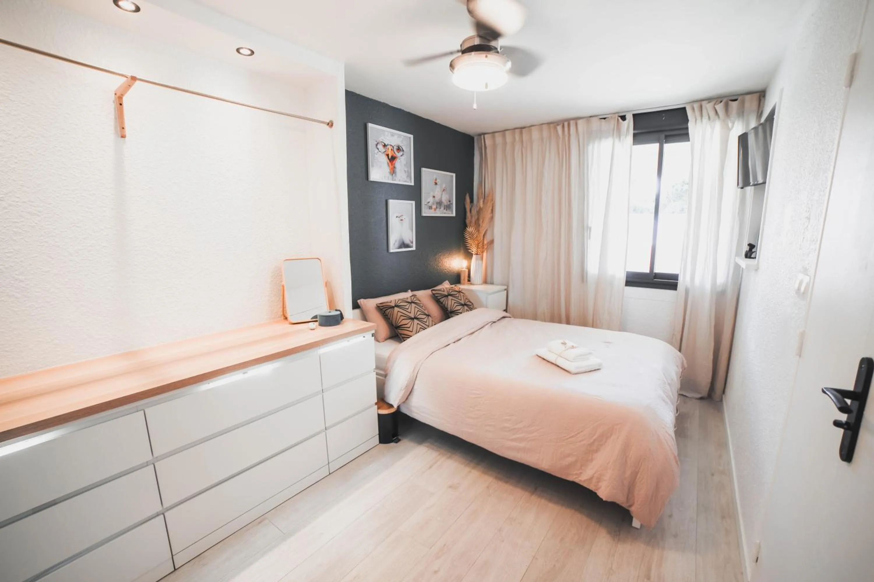 Bed in T3- un Oasis rénové et climatisé au centre de LGM