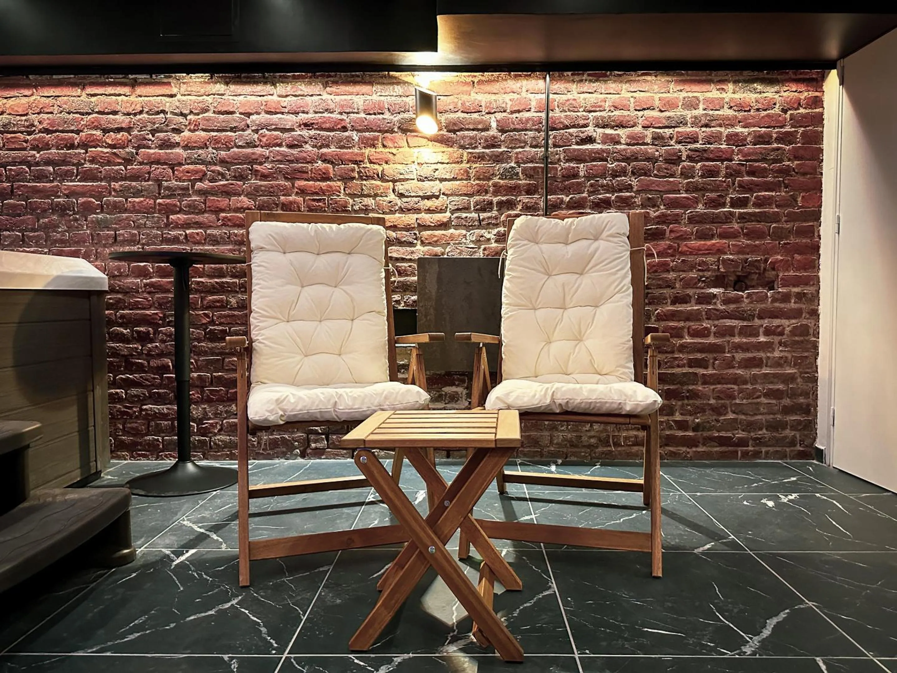 Bathroom in Le Bijou - Appartement, Sauna et Jacuzzi - Lille