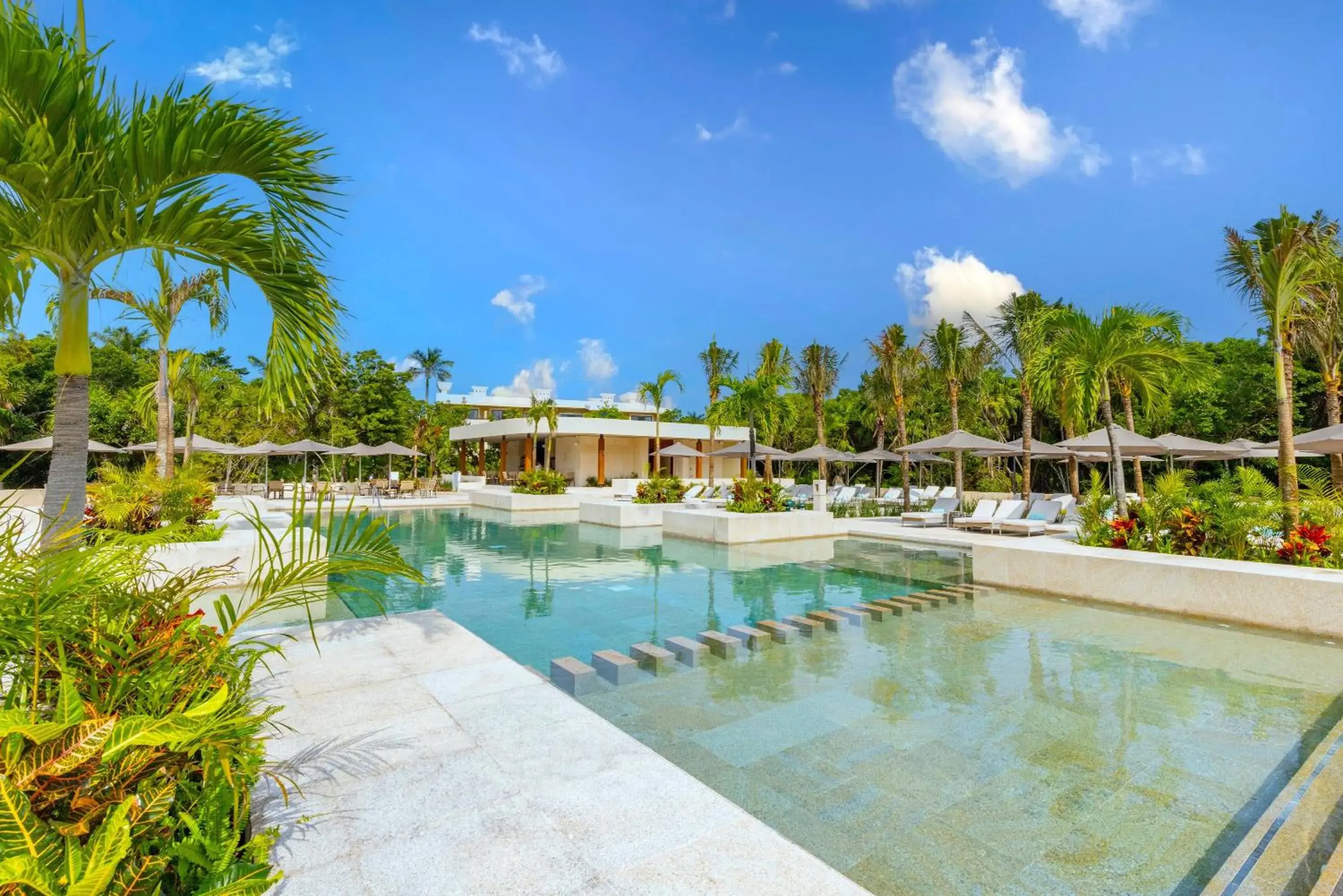 Family Selection at Grand Palladium Kantenah Resort & Spa - All Inclusive Family Selection at Grand Palladium Kantenah Resort & Spa - All Inclusive