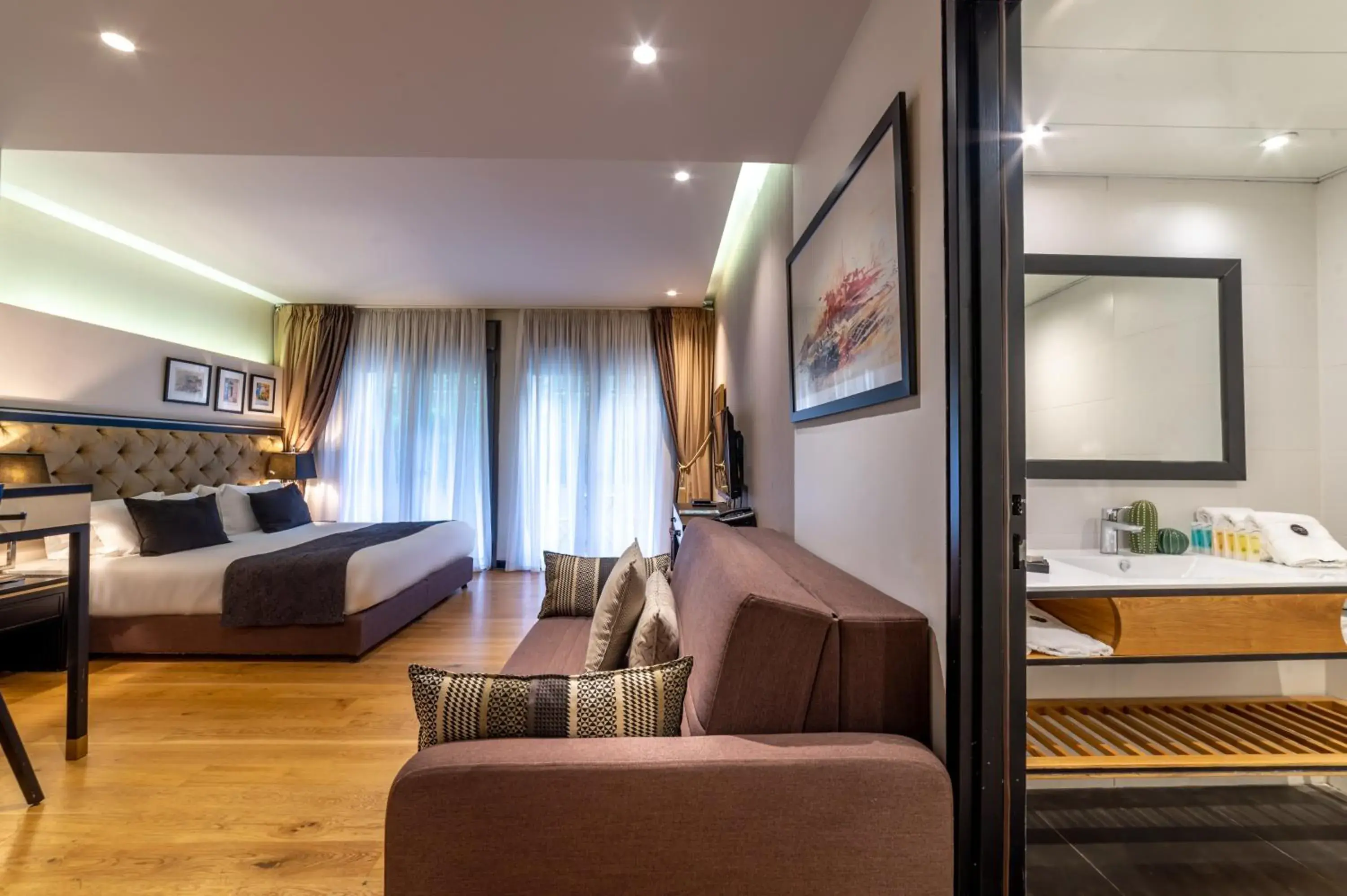 Premium Double or Twin Room in Stay Kook Jerusalem Premium Double or Twin Room in Stay Kook Jerusalem