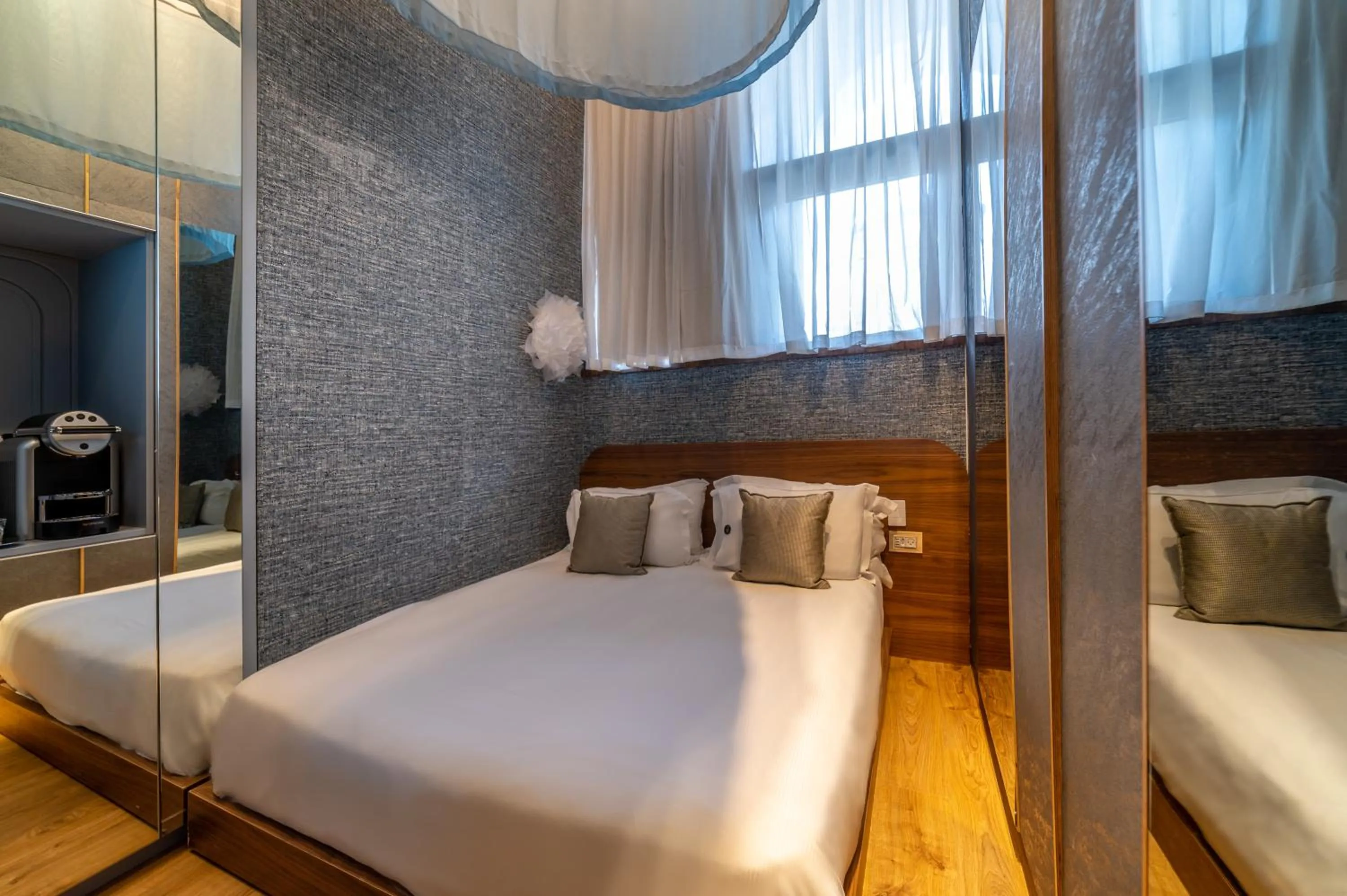 Photo of the whole room, Bed in Stay Kook Jerusalem