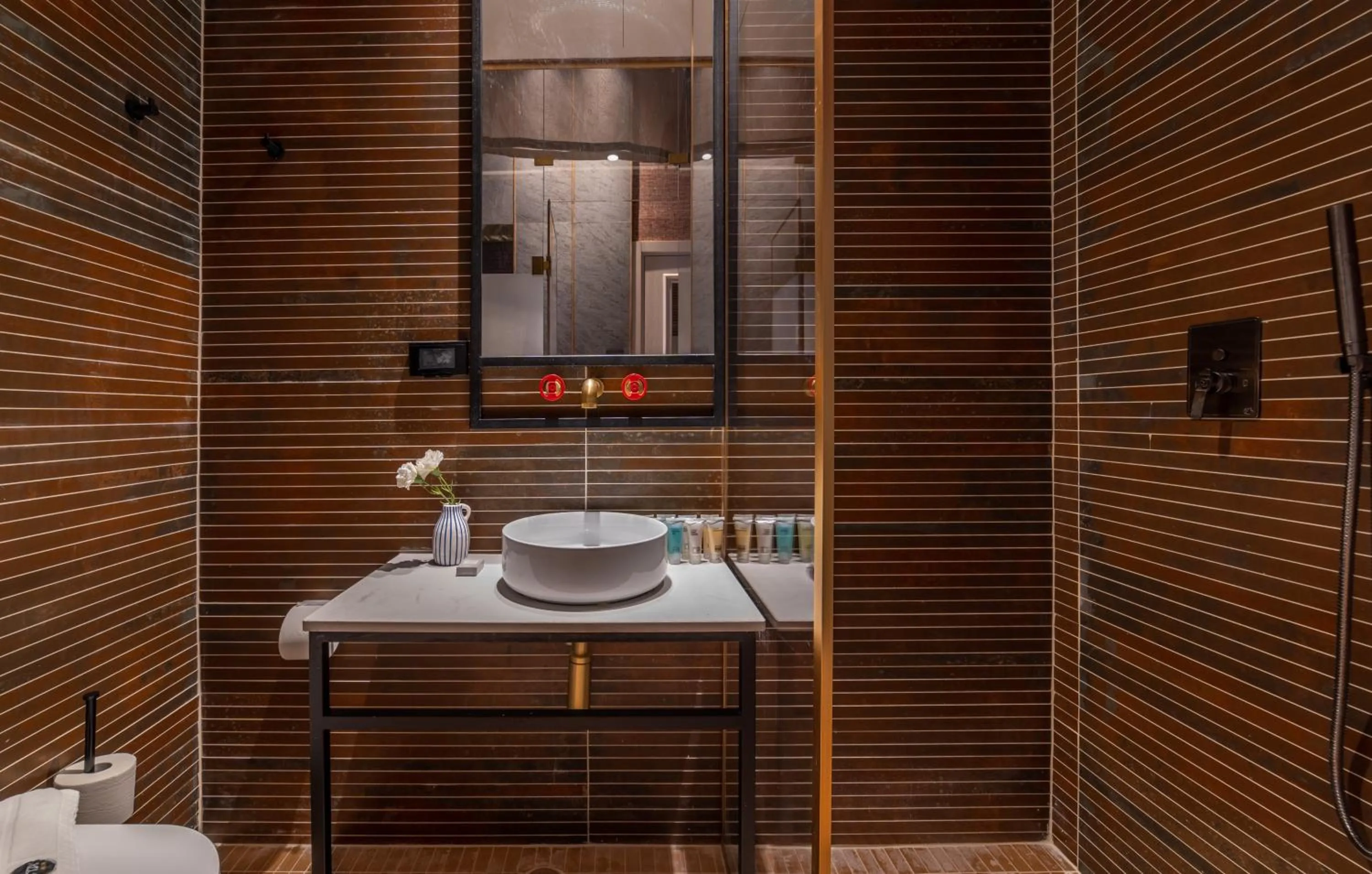 Bathroom in Stay Kook Jerusalem