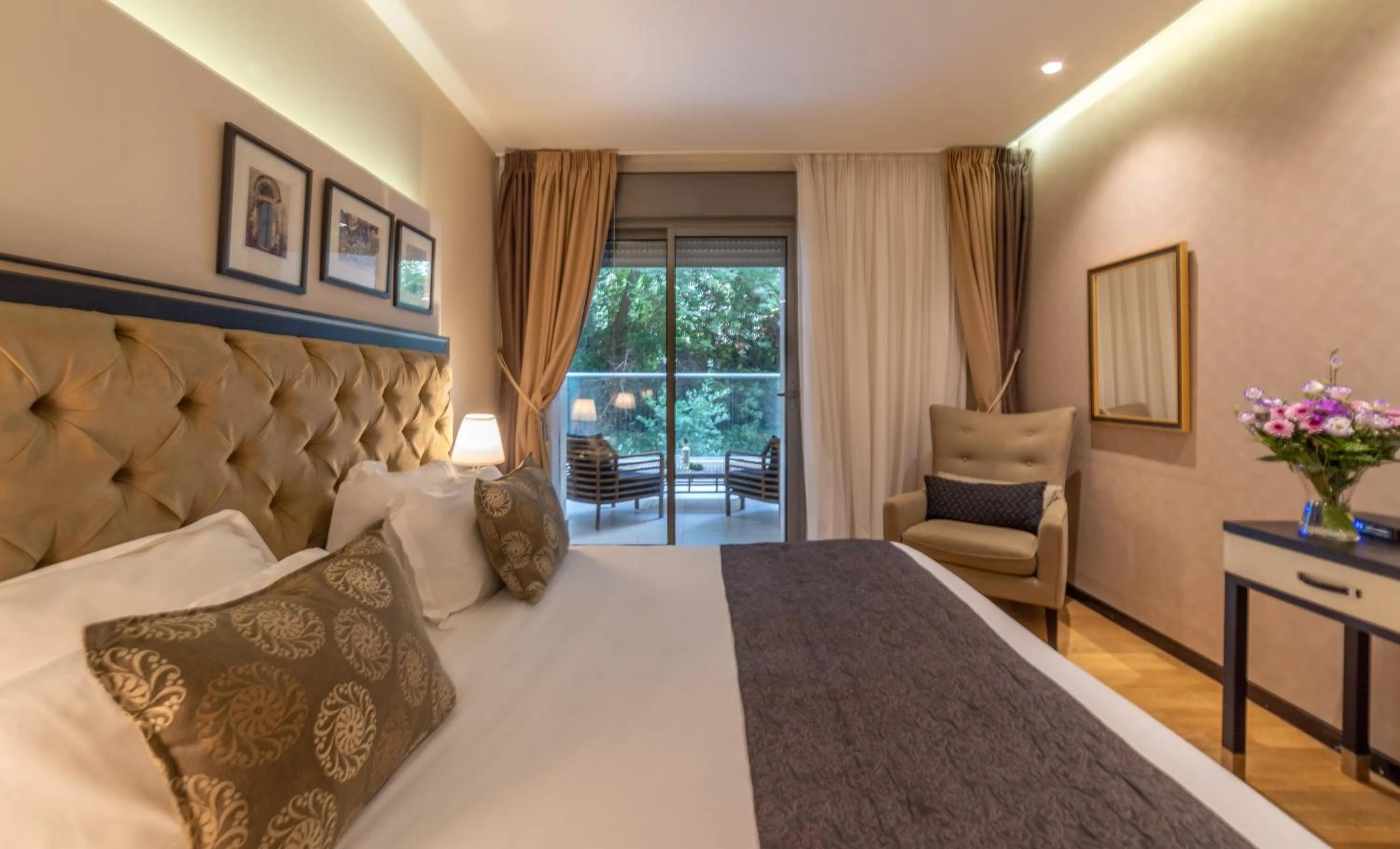 Photo of the whole room, Bed in Stay Kook Jerusalem