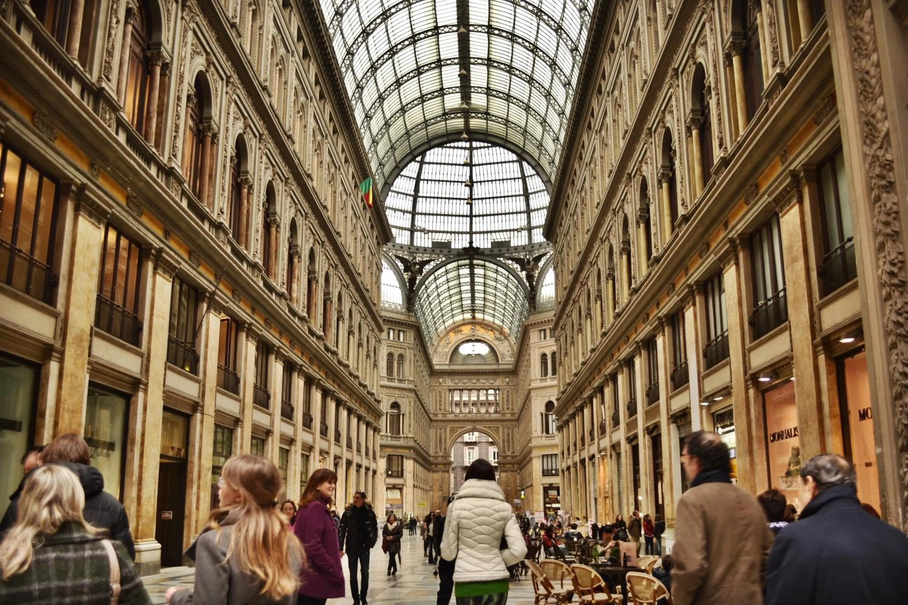 Property building in Napolart