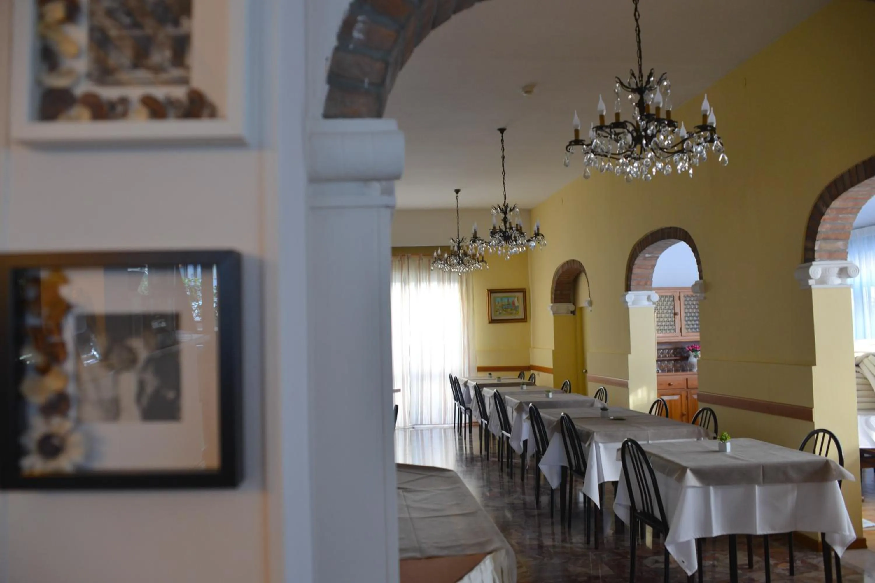 Restaurant/places to eat in Hotel Vergilius