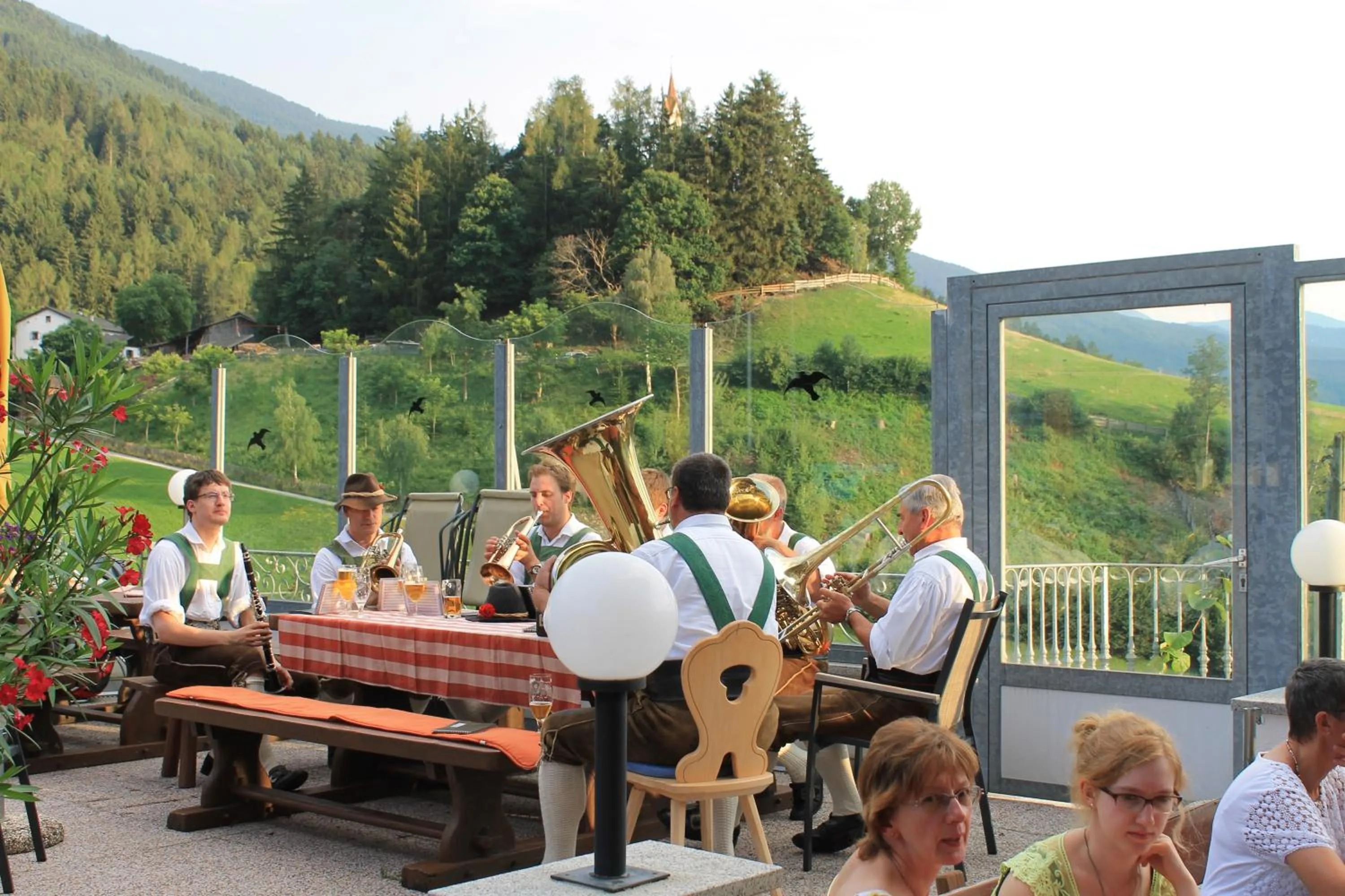People in Hotel Torgglerhof